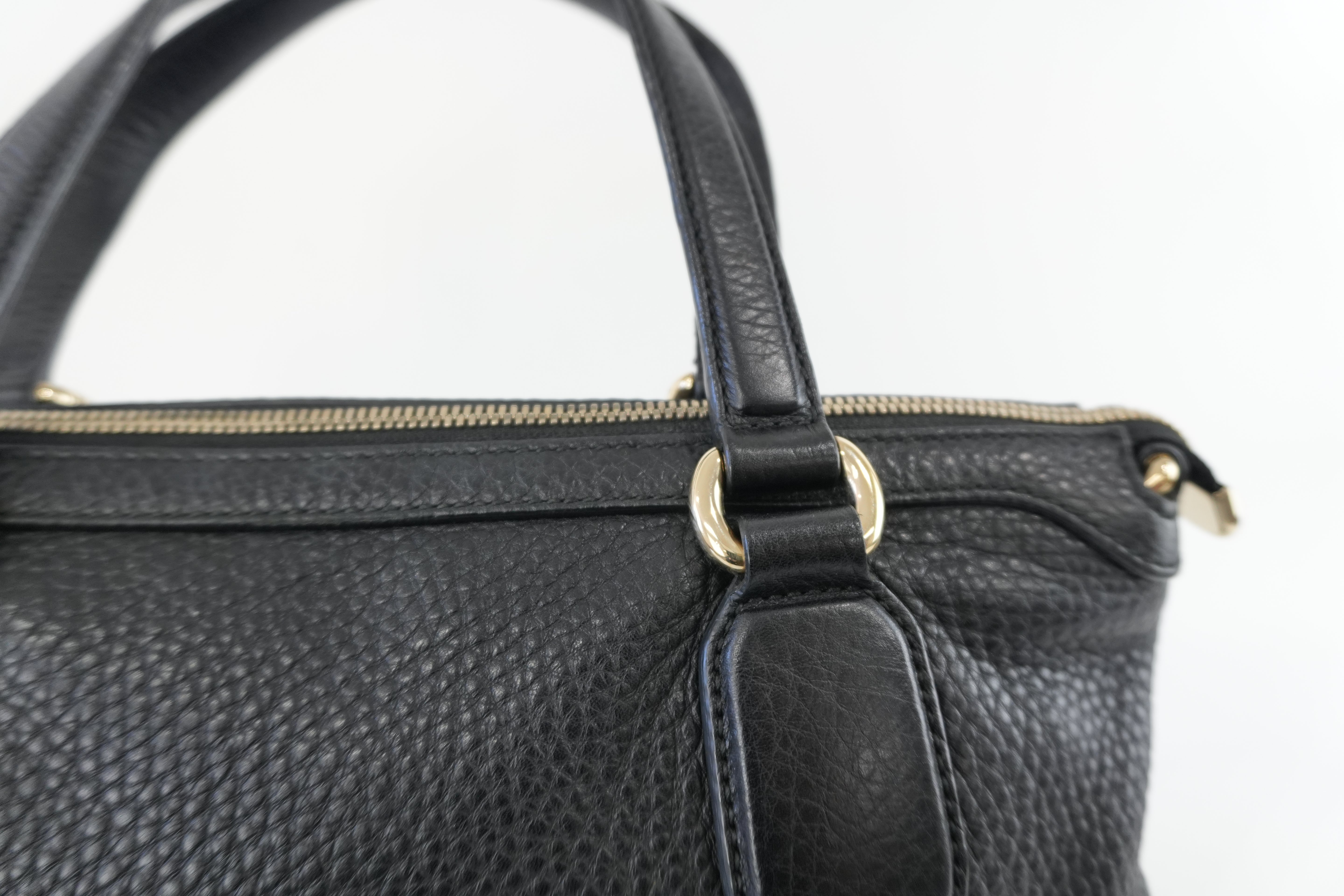 Gucci Soho Handbag Black Leather Used