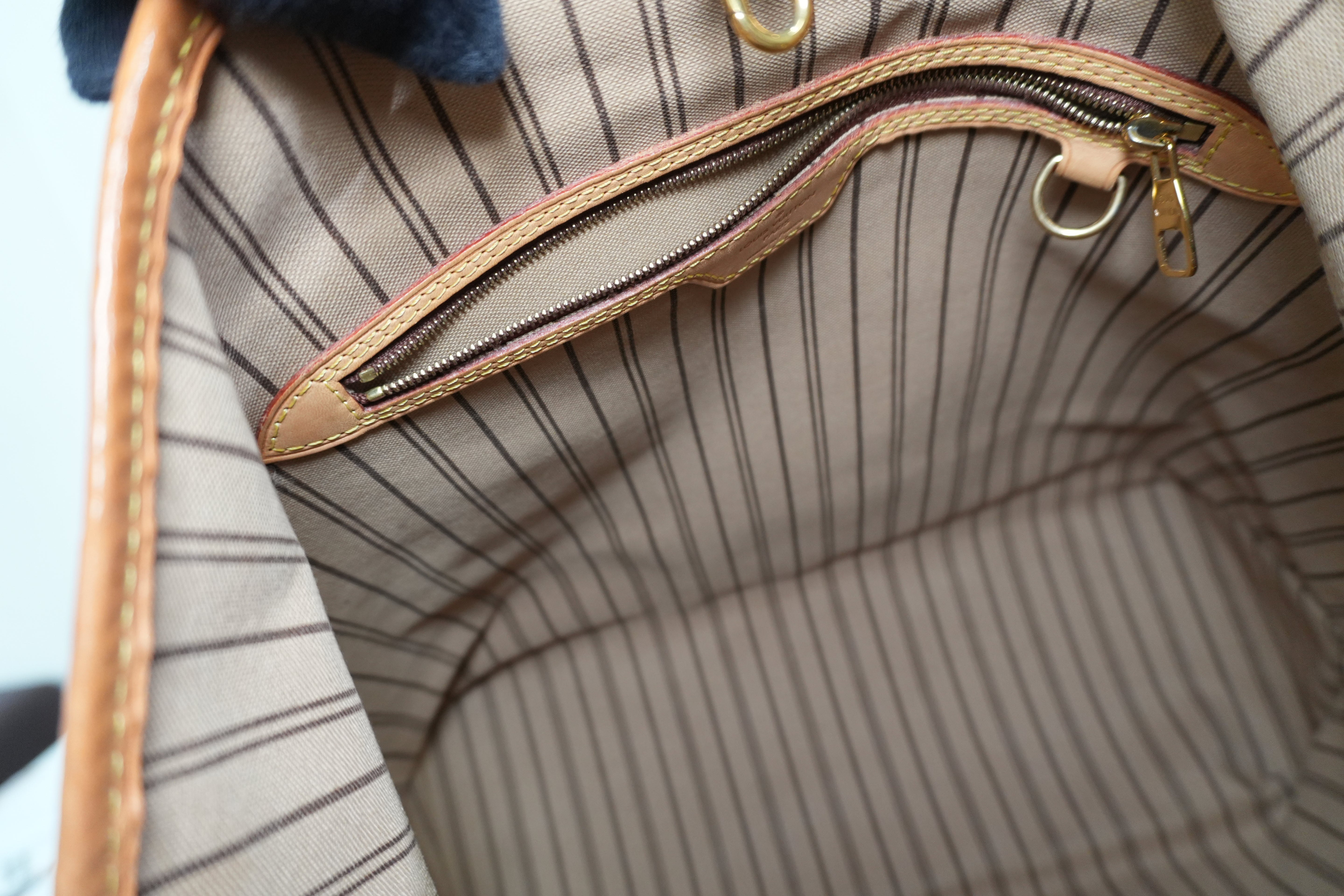 Pre-owned Louis Vuitton Monogram Delightful MM Tote Bag