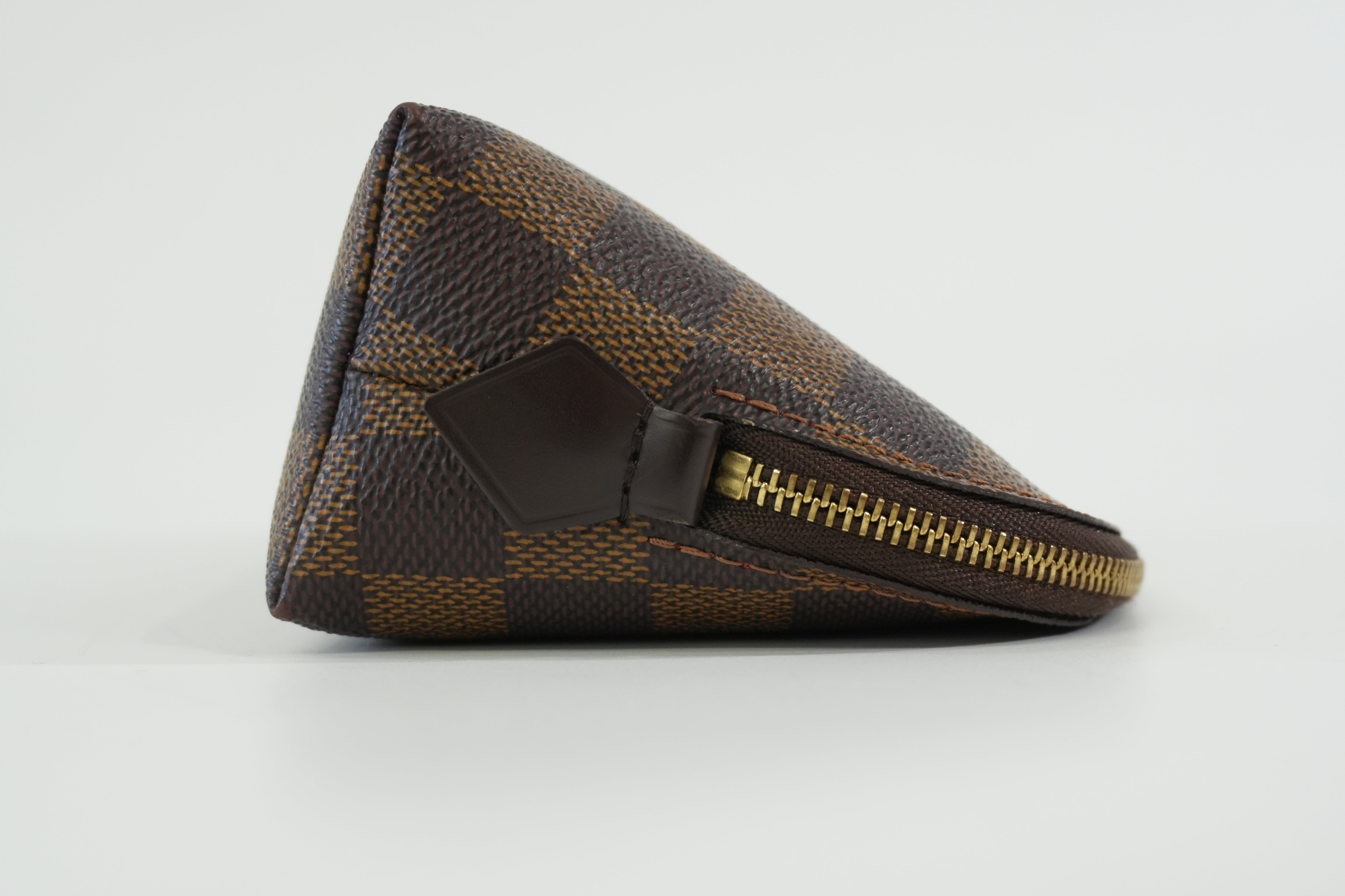 Pre-owned Louis Vuitton Damier Ebene Cosmetic Pouch