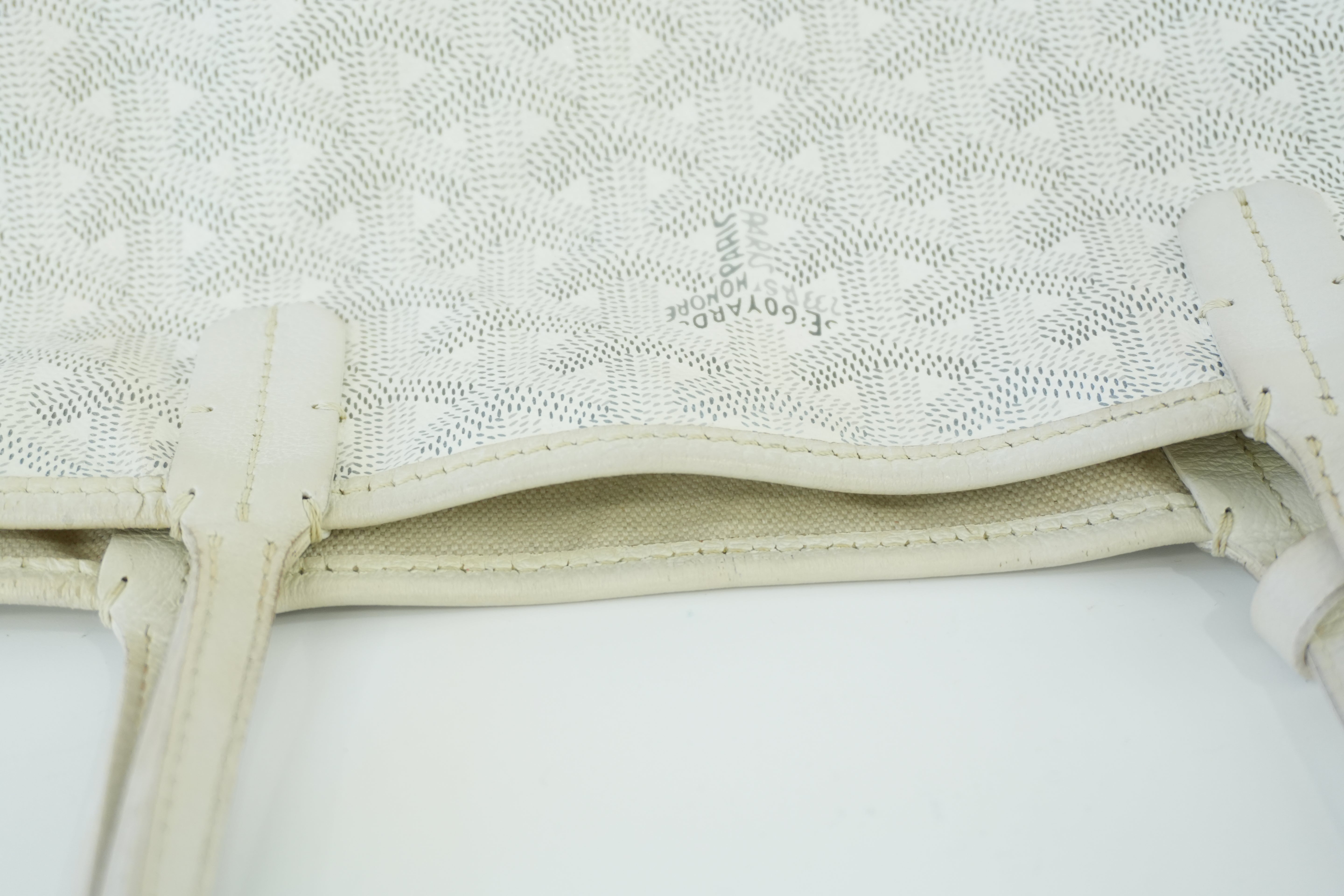 Goyard Saint Louis PM White Used