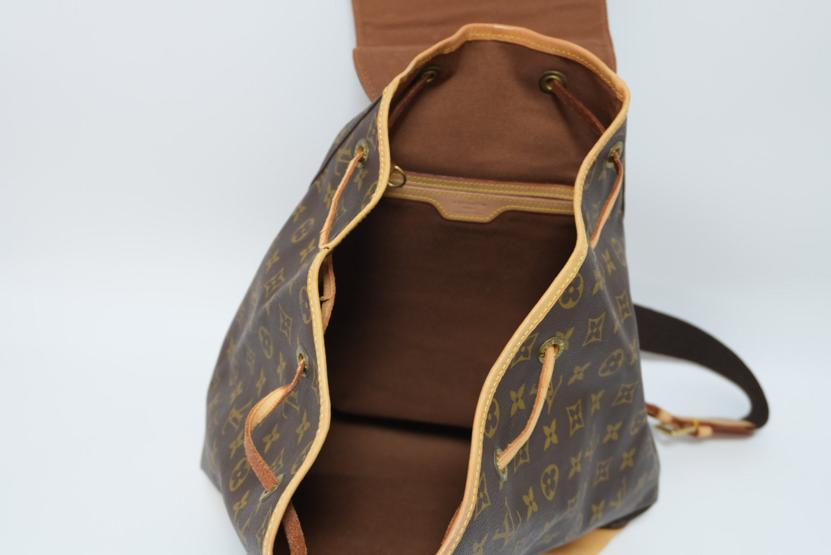 Louis Vuitton Montsouris GM Backpack Used