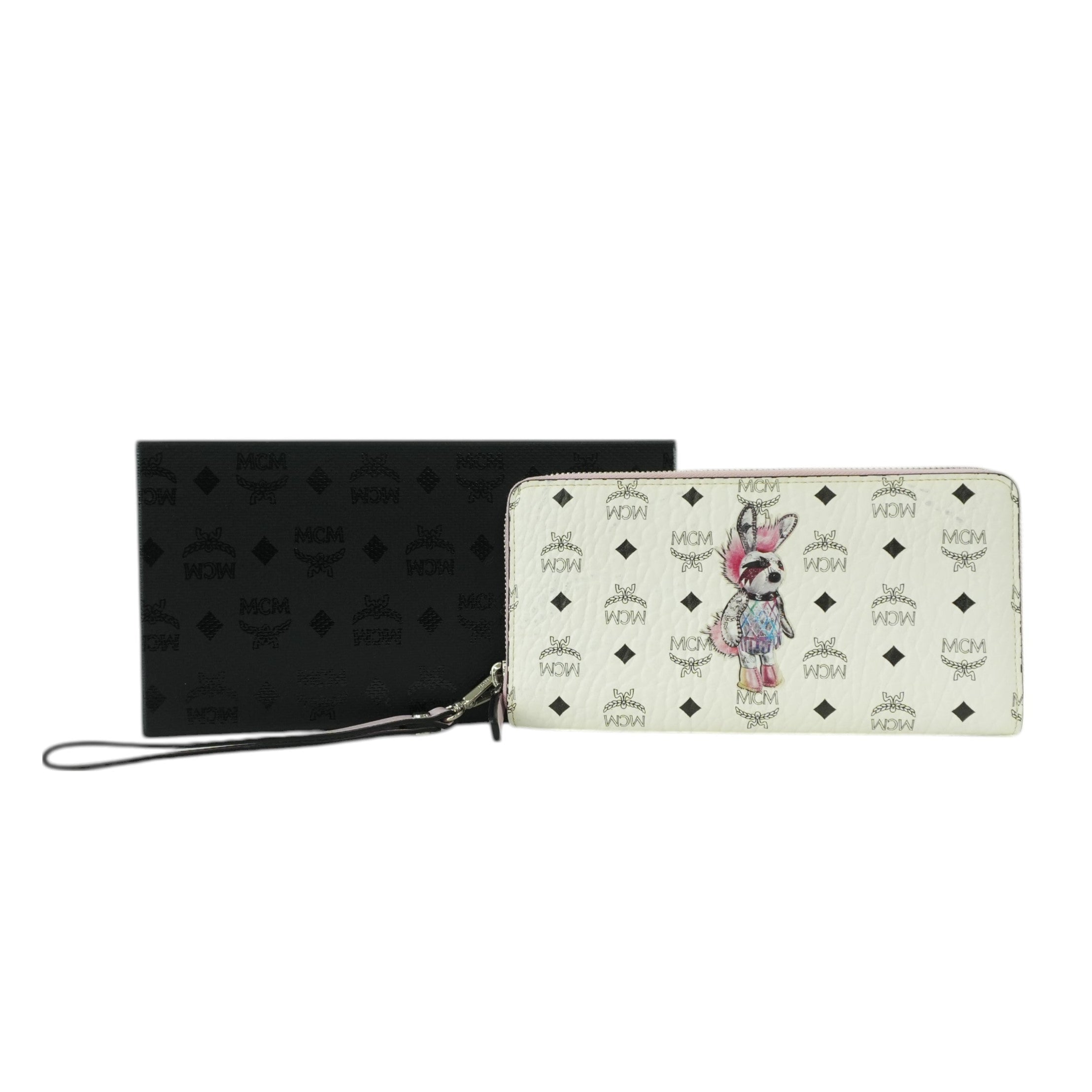 MCM Zippy Long Wallet White Used