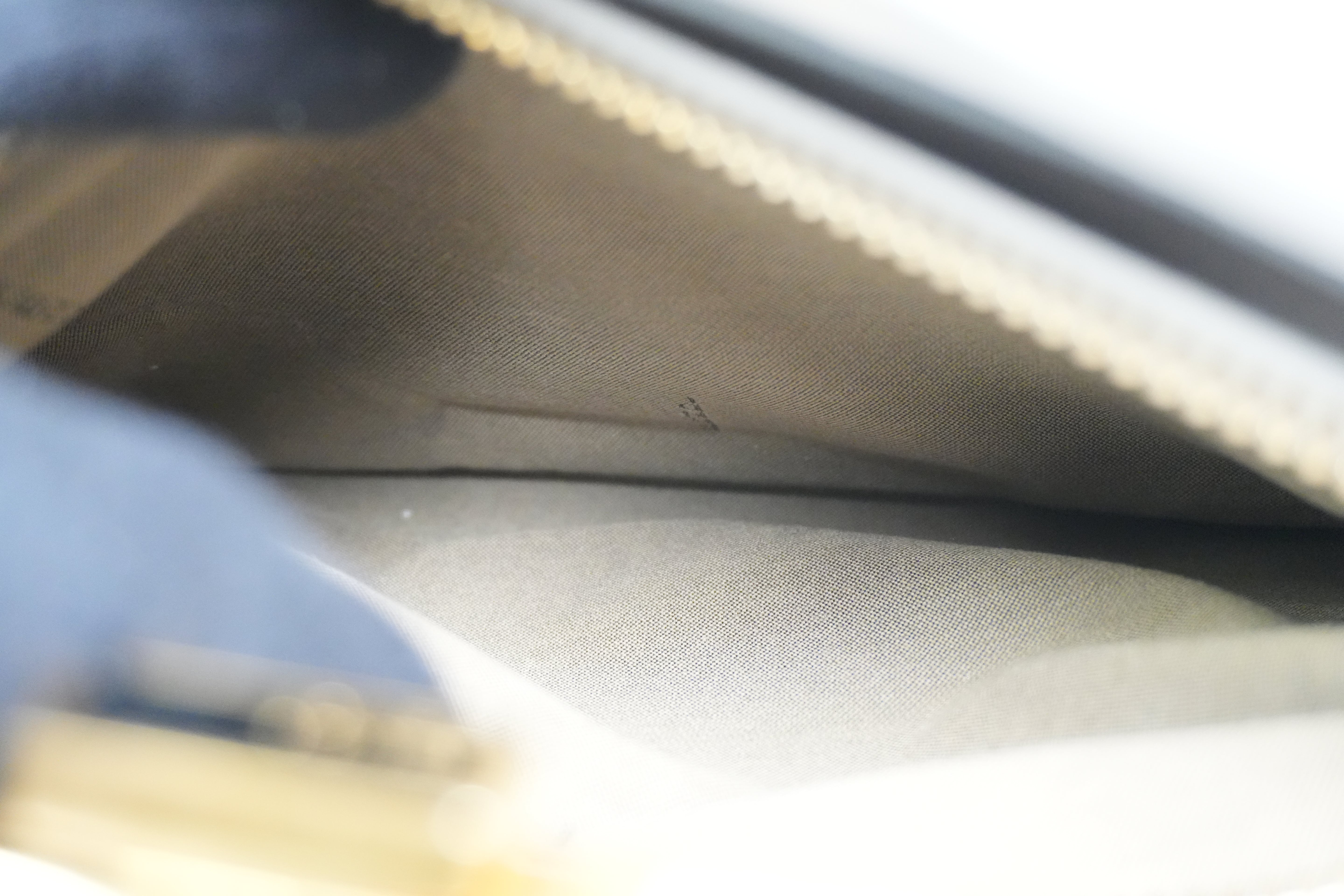 Pre-owned Fendi Peek a Boo Shoulder Bag White