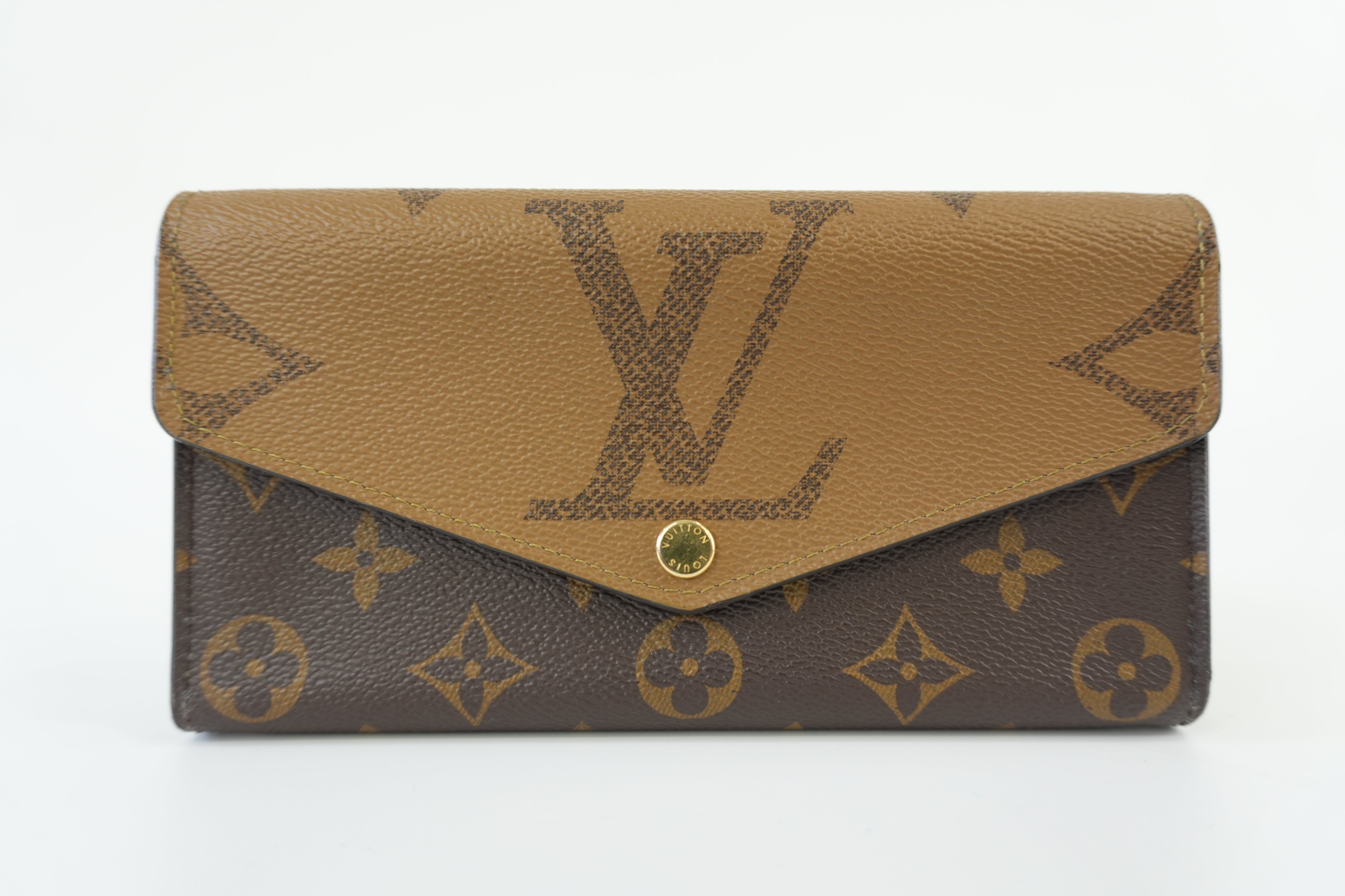 Louis Vuitton Reverse Monogram Sarah Wallet Used