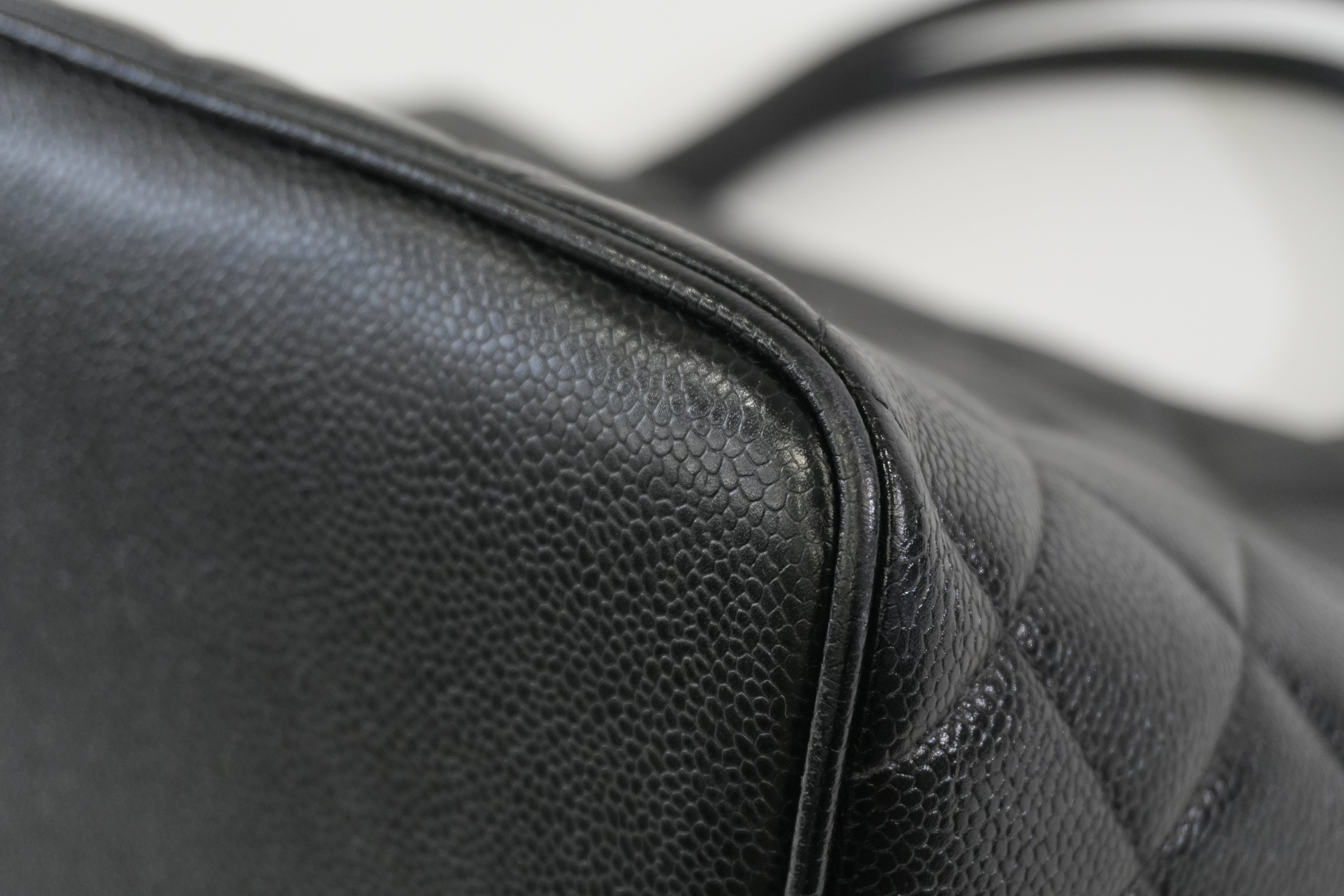 Pre-owned Chanel Caviar Skin Medallion Tote Bag Black