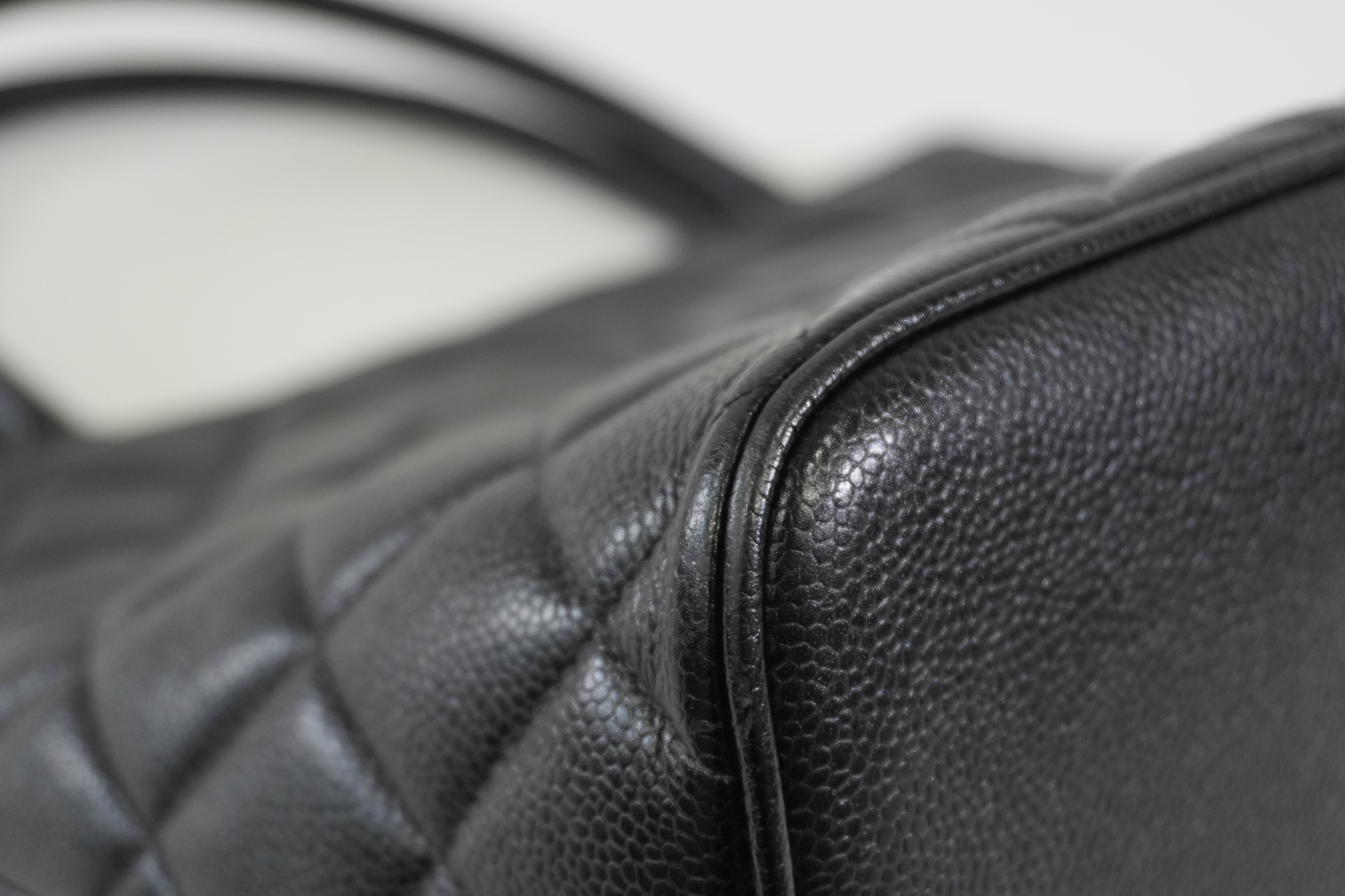 Pre-owned Chanel Caviar Skin Medallion Tote Bag Black