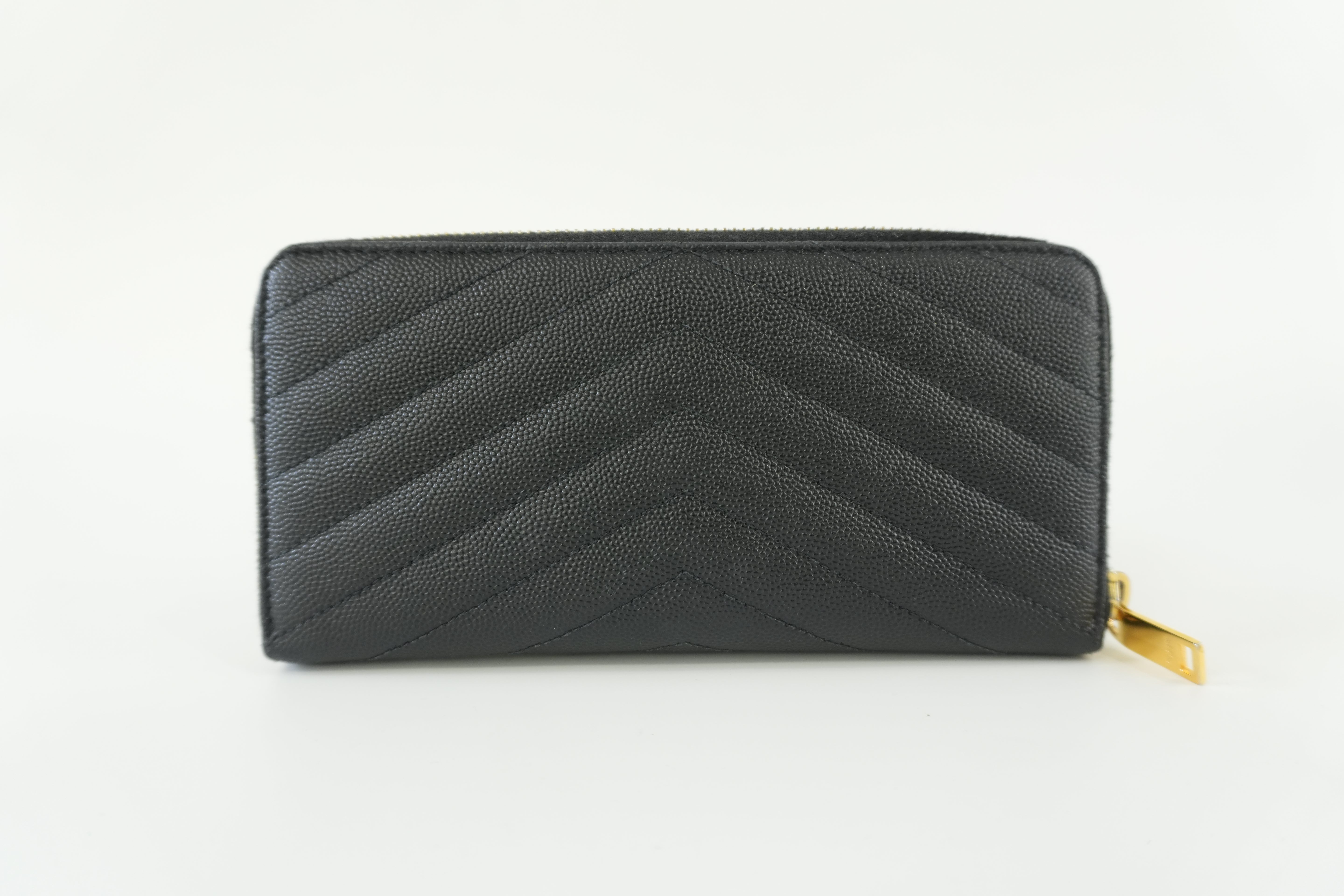 Saint Laurent Cassandra Wallet Black Leather Used