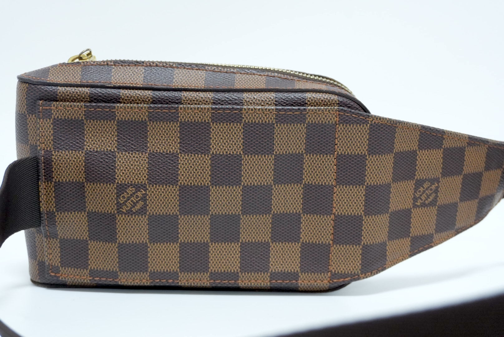 Louis Vuitton Geronimo Body Bag Used