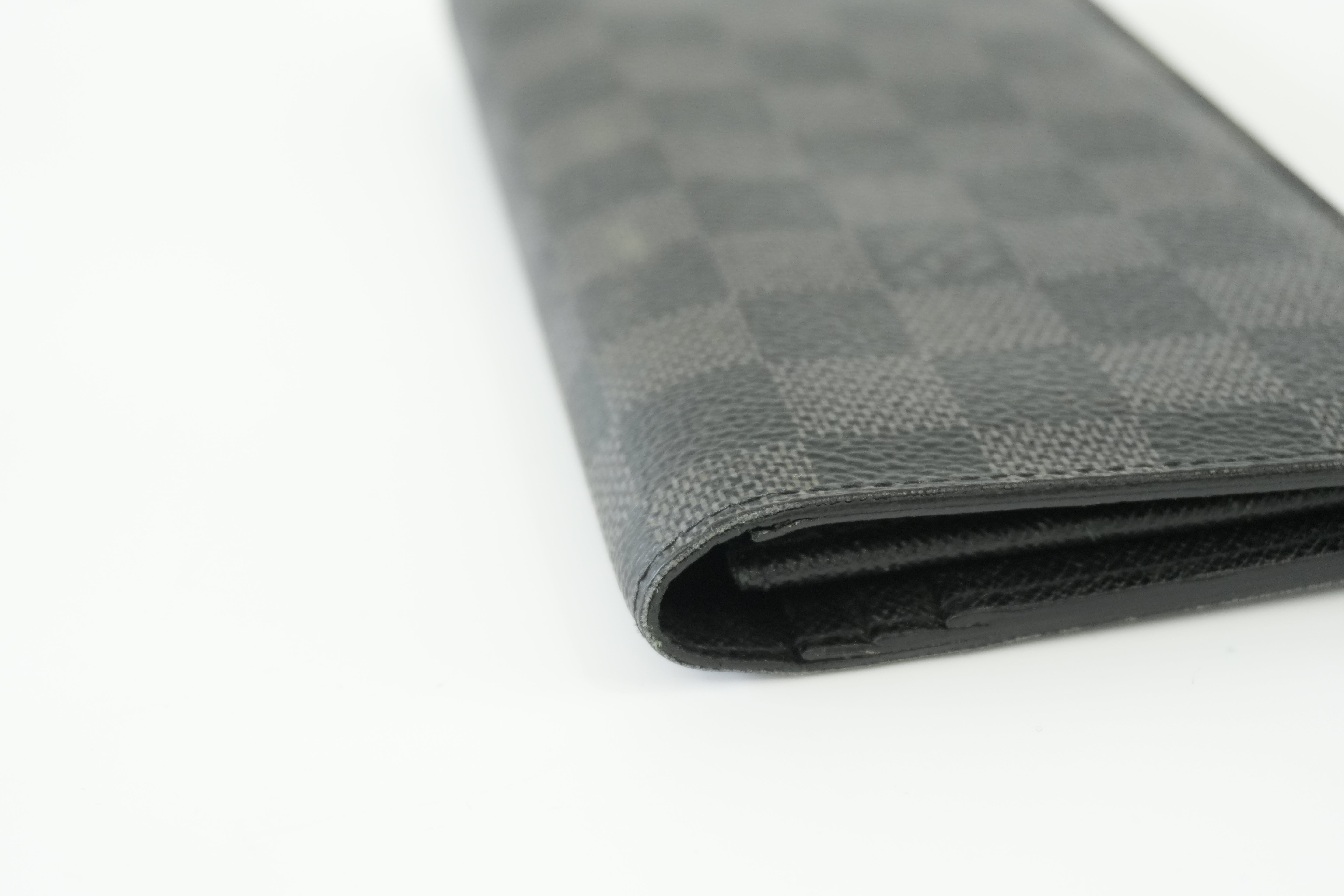 Louis Vuitton Damier Graphite Brazza Wallet Used