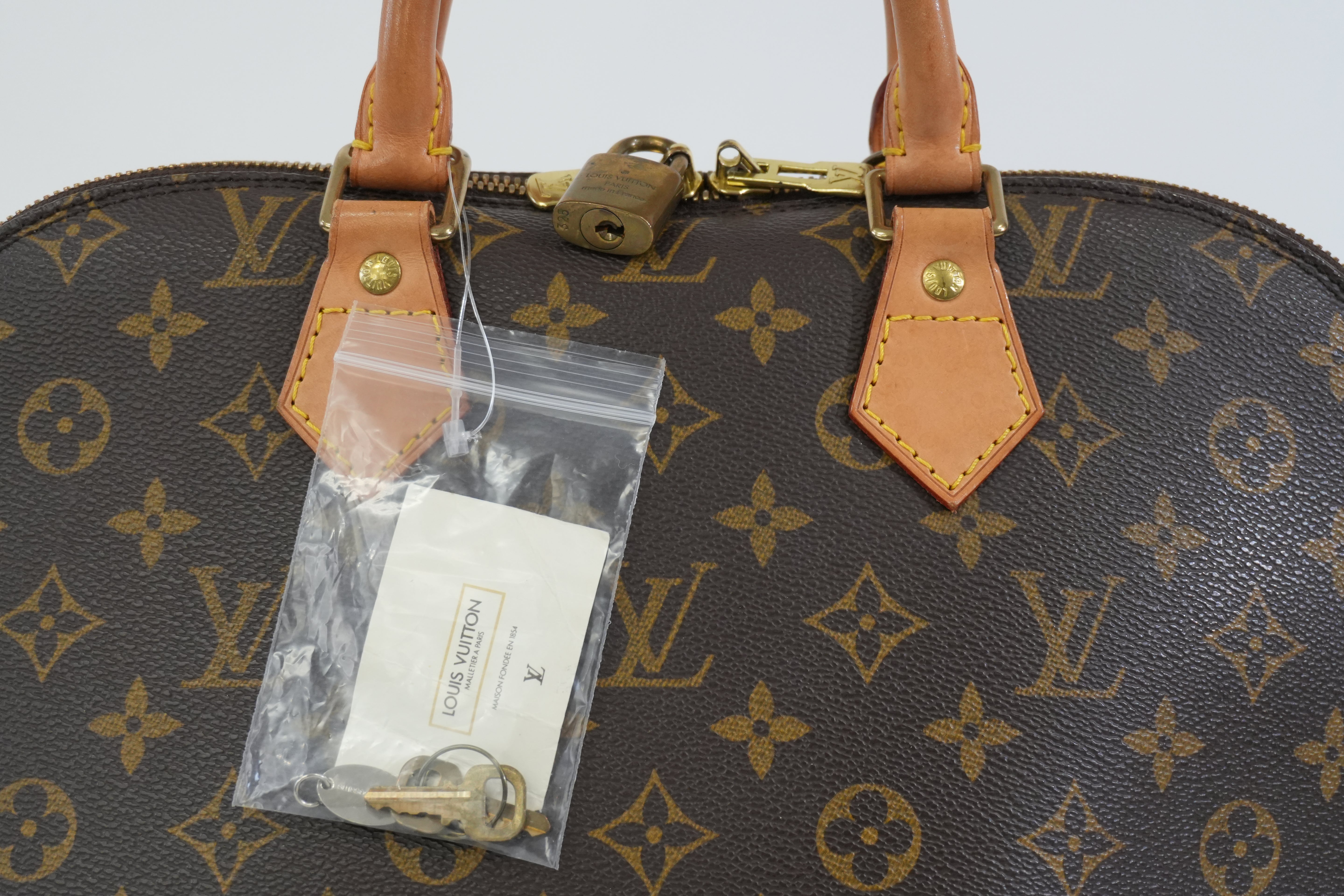 Pre-owned Louis Vuitton Monogram Alma PM Handbag