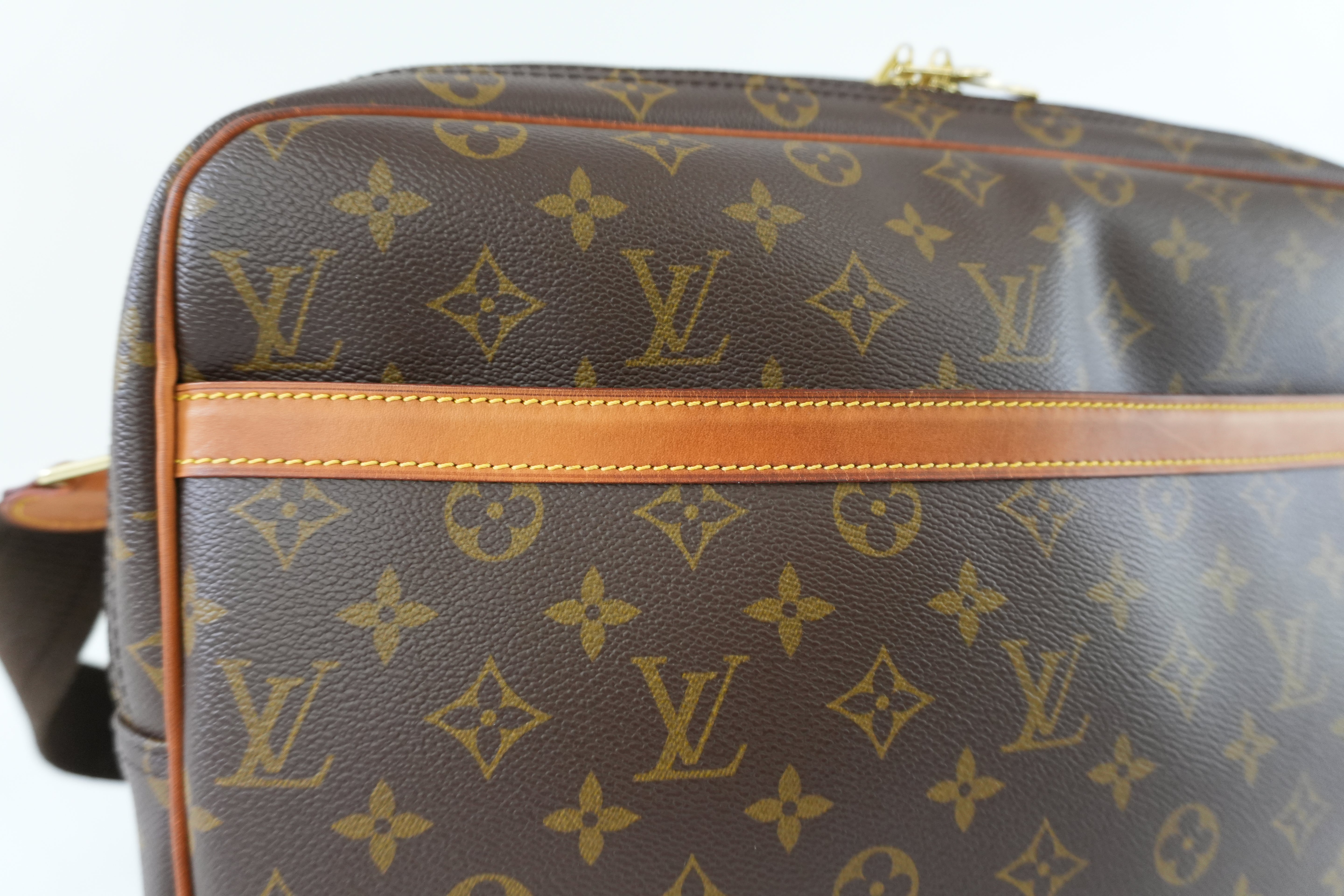 Louis Vuitton Monogram Reporter GM Messenger Bag Used