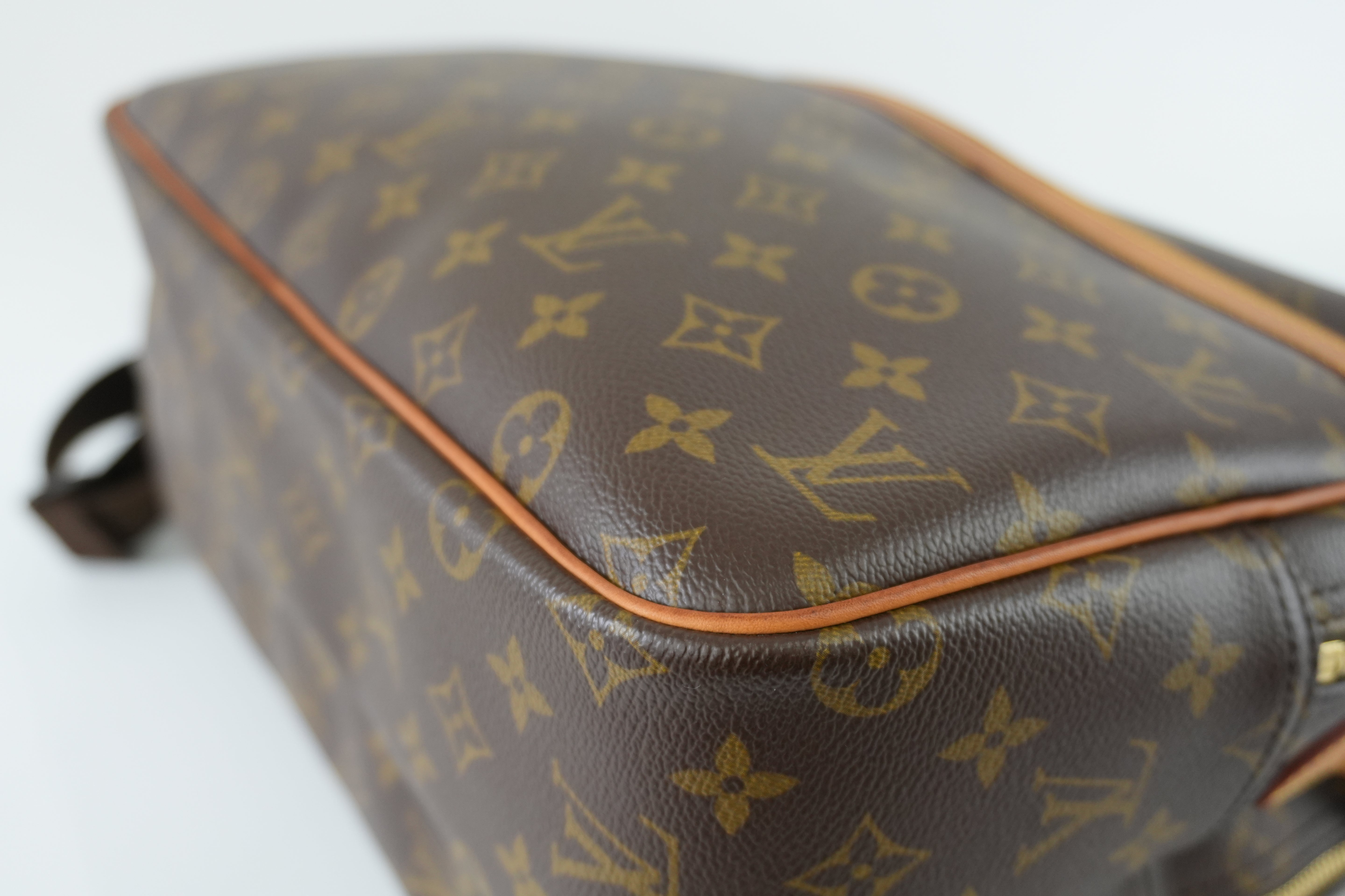 Louis Vuitton Monogram Reporter GM Messenger Bag Used