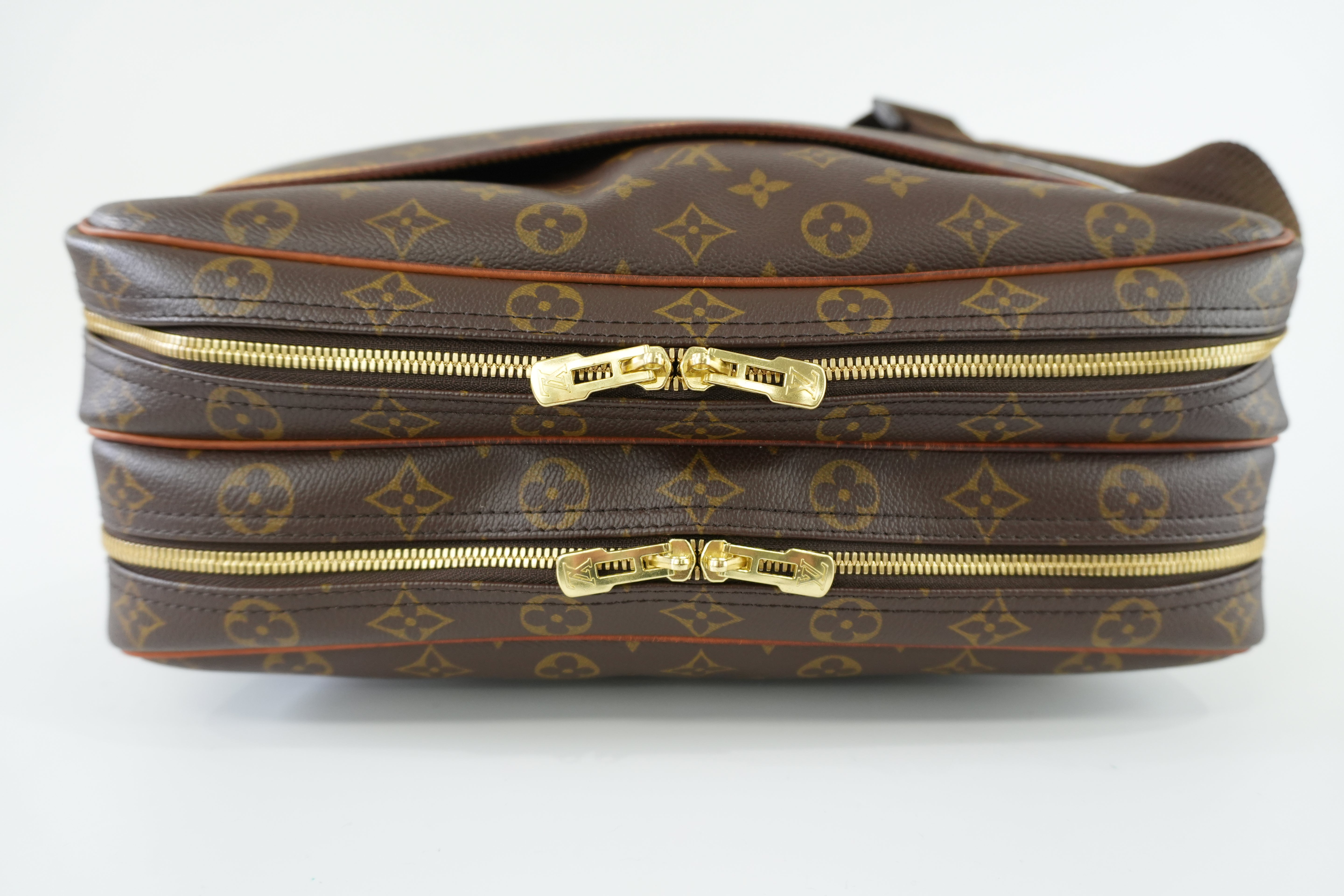 Louis Vuitton Monogram Reporter GM Messenger Bag Used