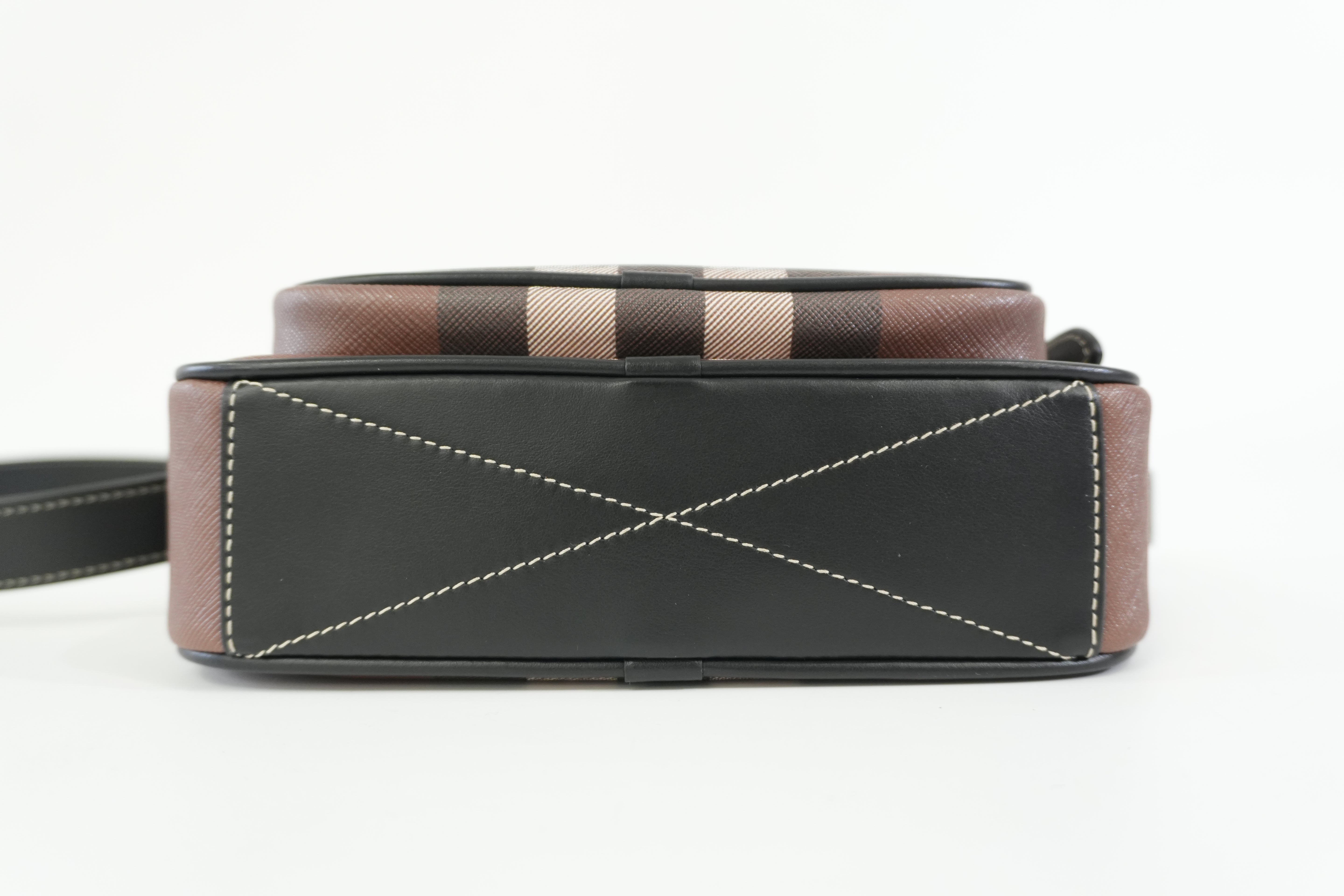 Pre-owned Burberry Paddy Crossbody Bag Brown