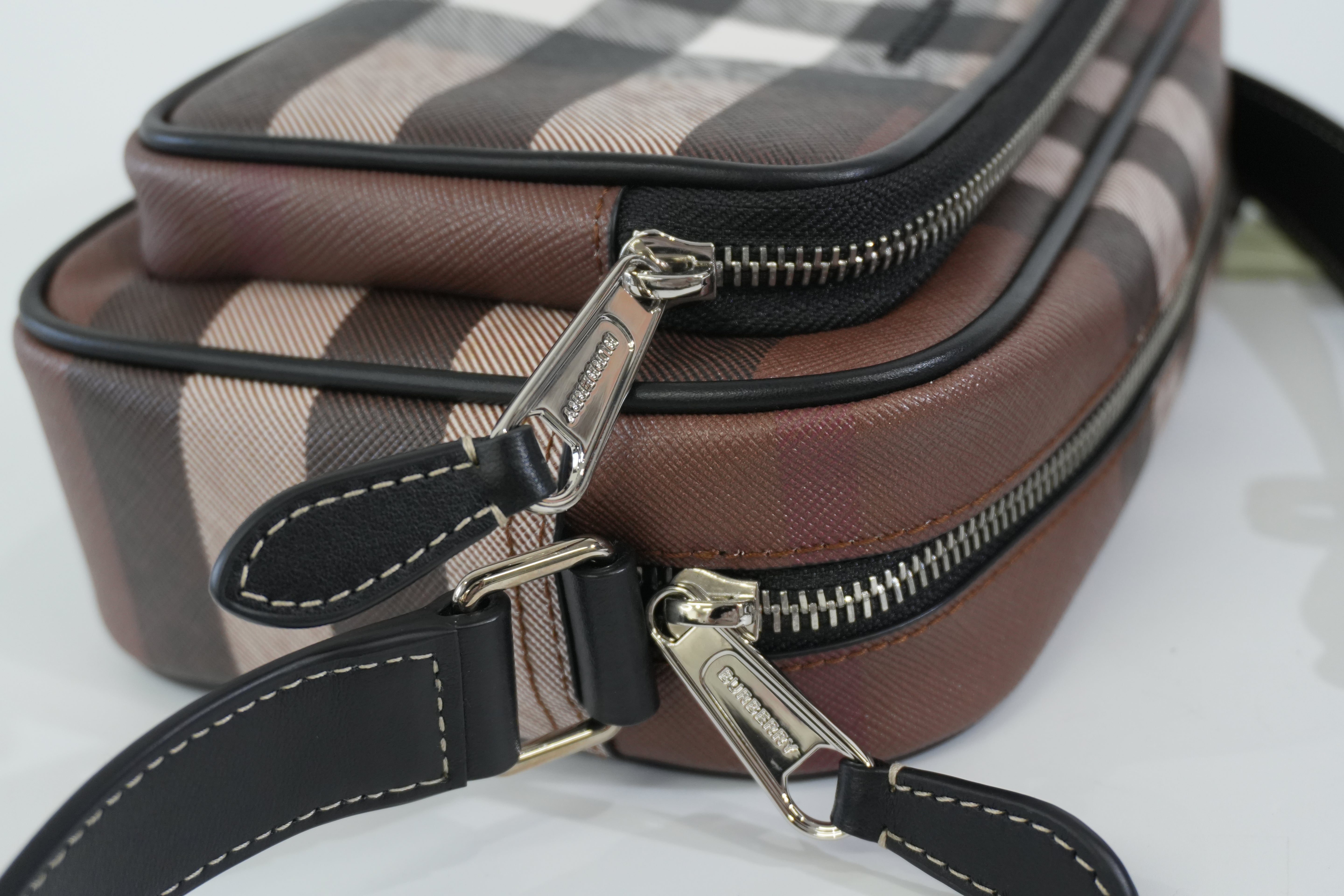 Pre-owned Burberry Paddy Crossbody Bag Brown