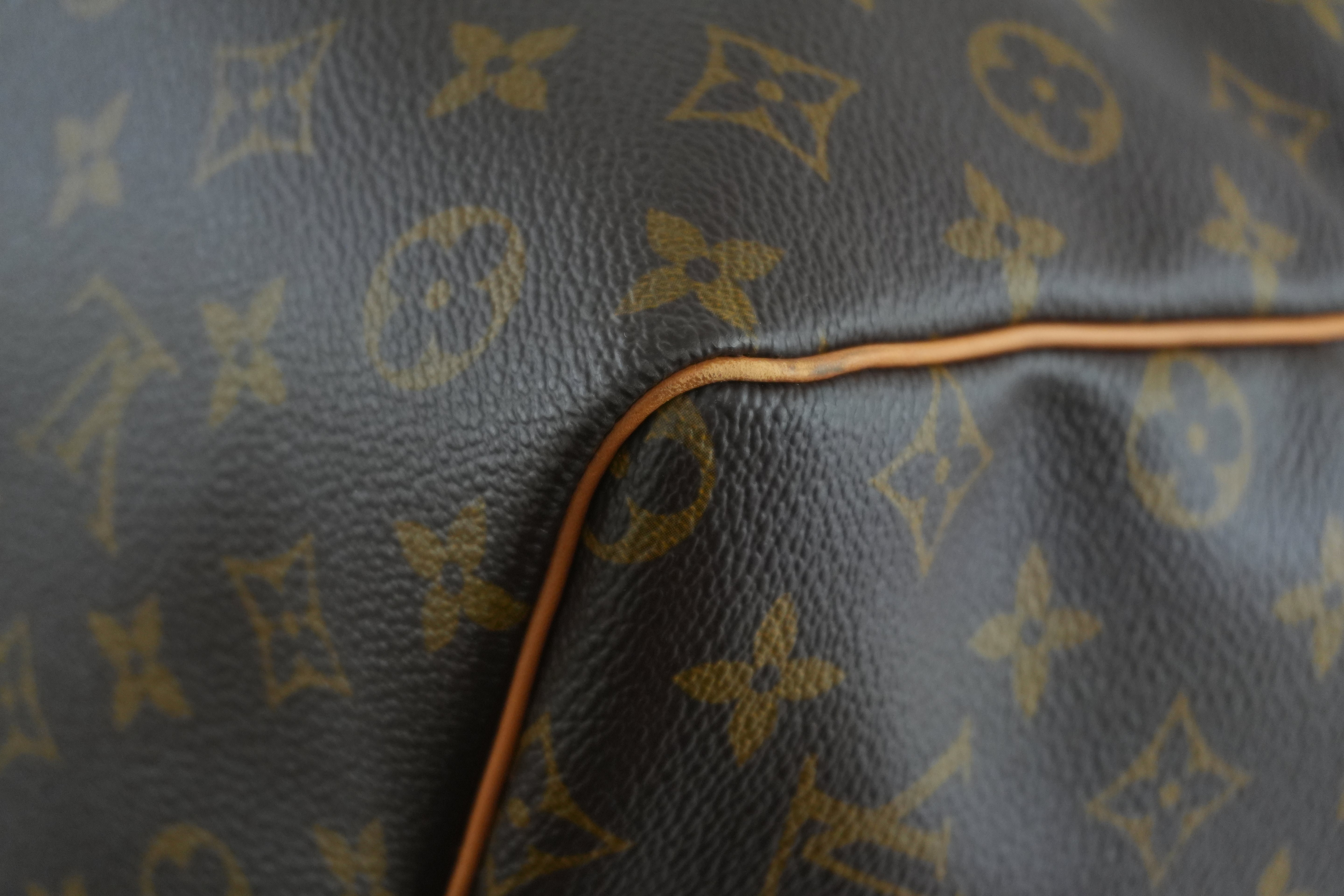 Louis Vuitton Monogram Keepall 60 Duffle Bag Used