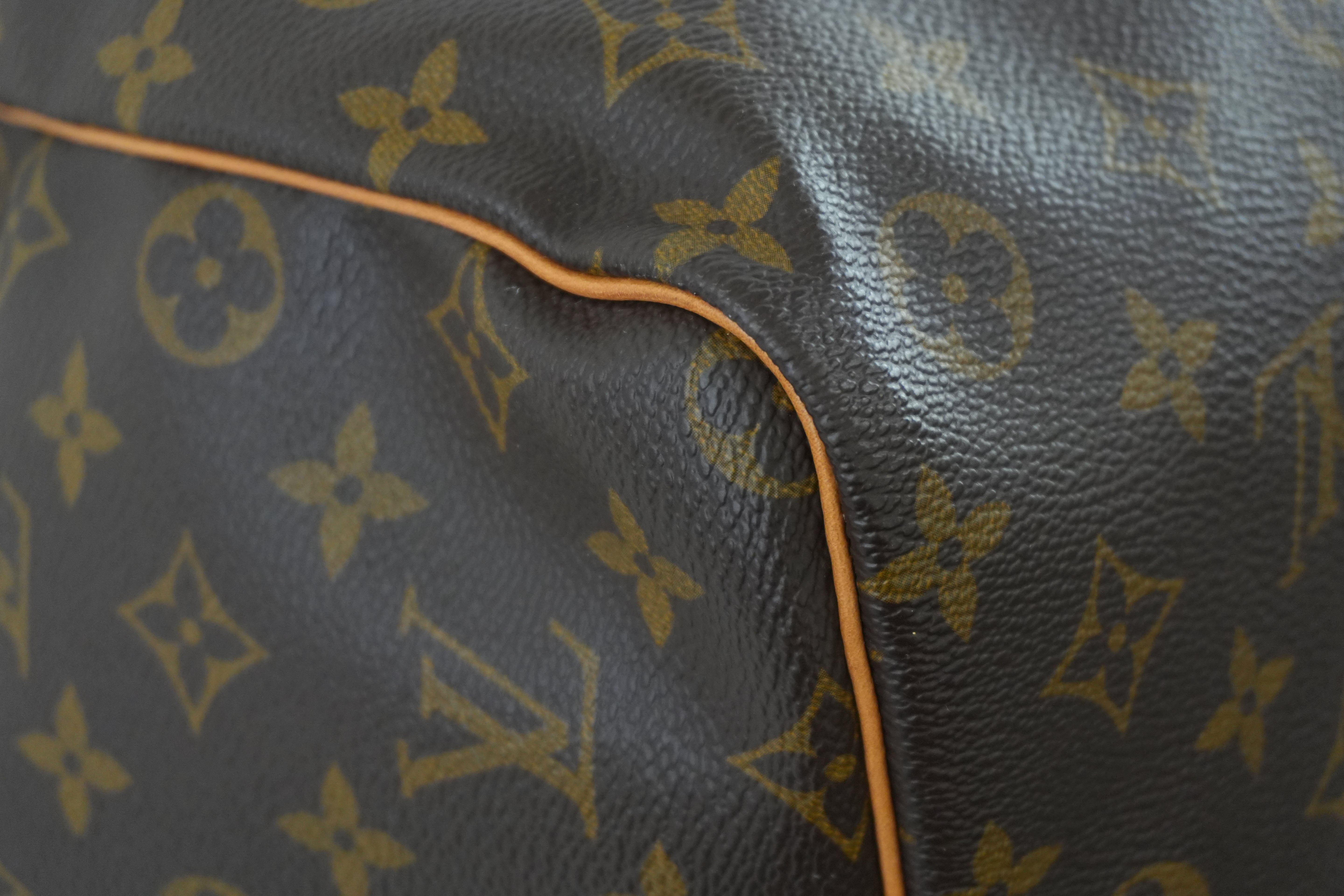 Louis Vuitton Monogram Keepall 60 Duffle Bag Used