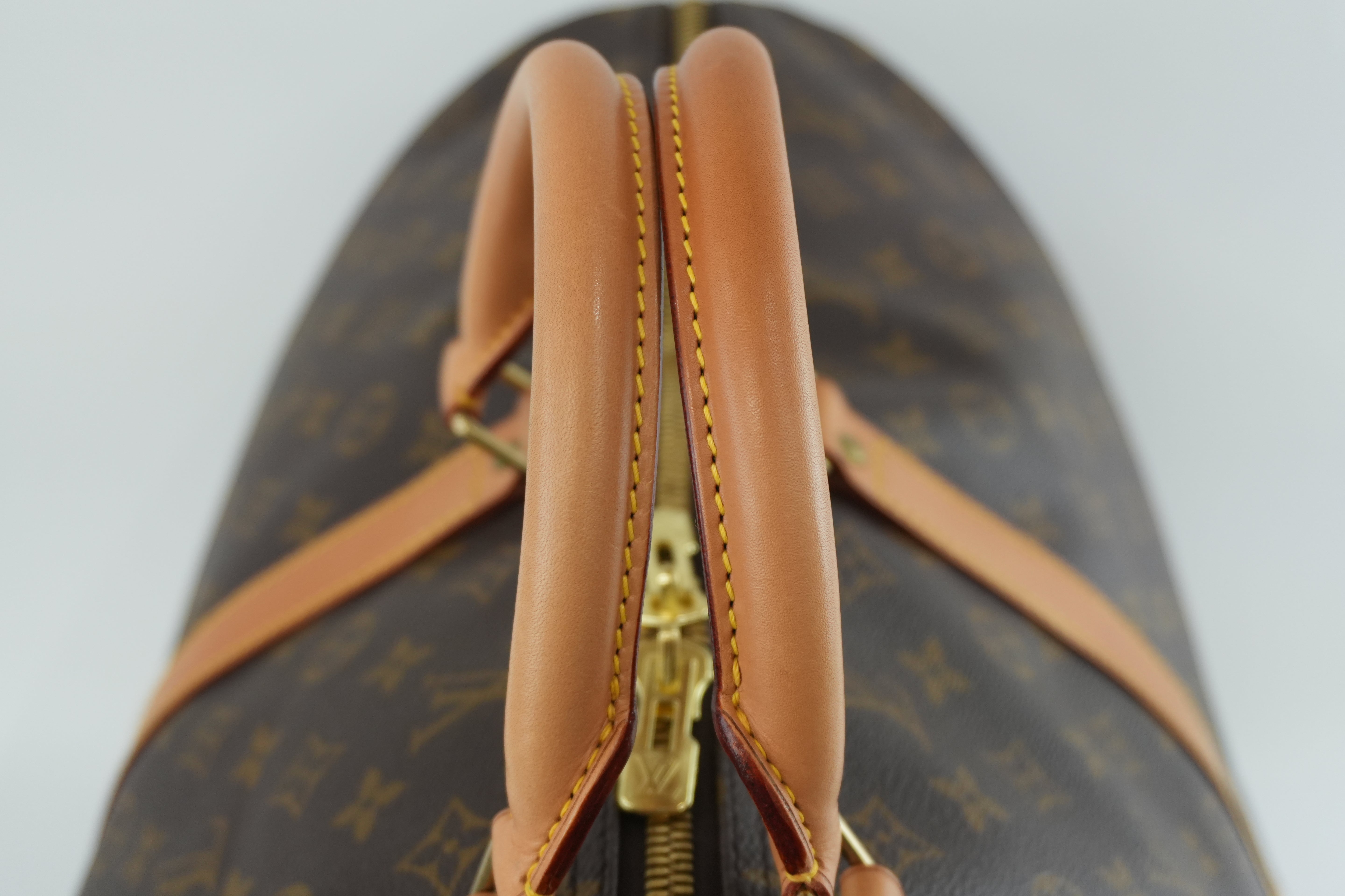 Louis Vuitton Monogram Keepall 60 Duffle Bag Used