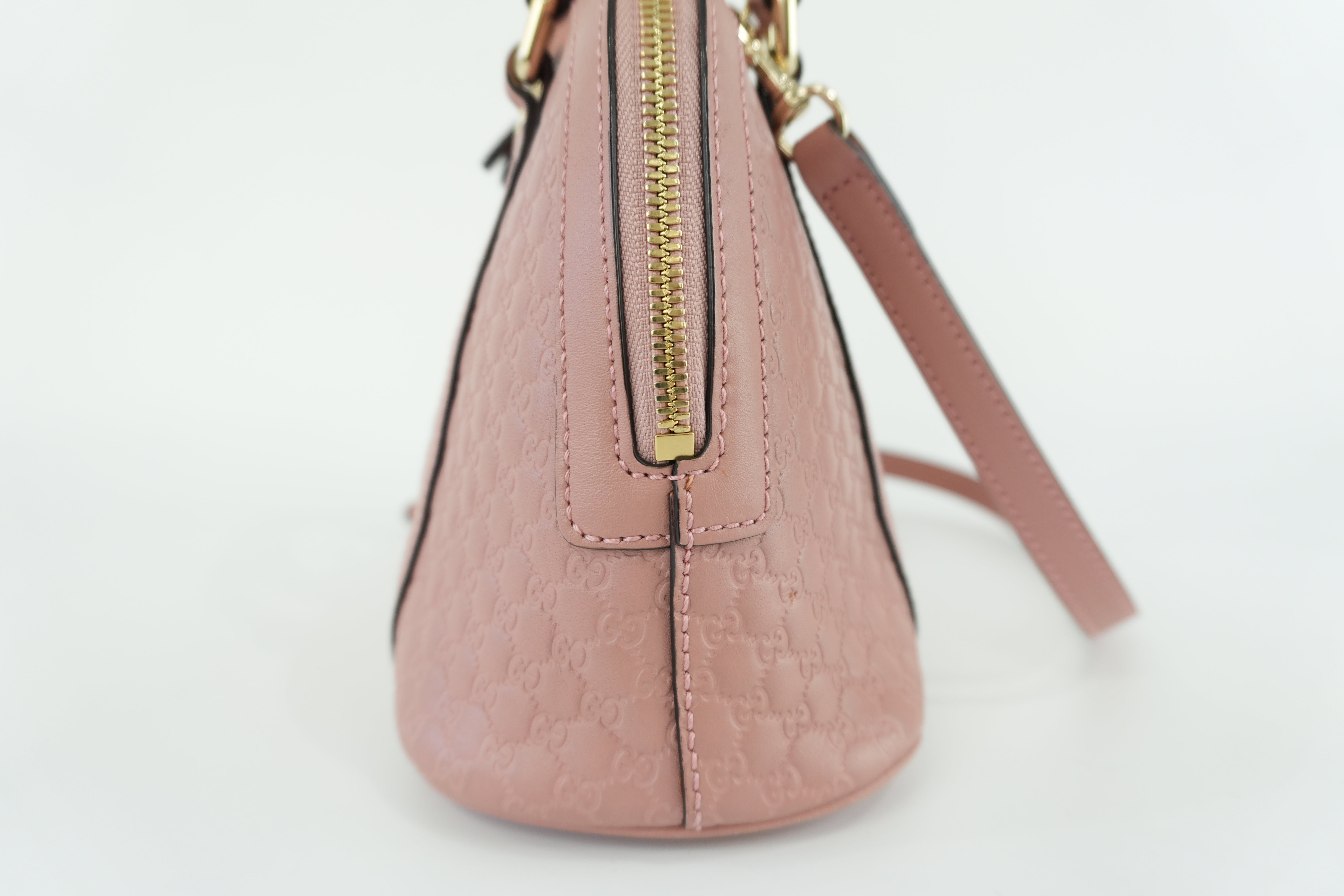 Gucci Microguccisima Shoulder Bag Pink Leather Used