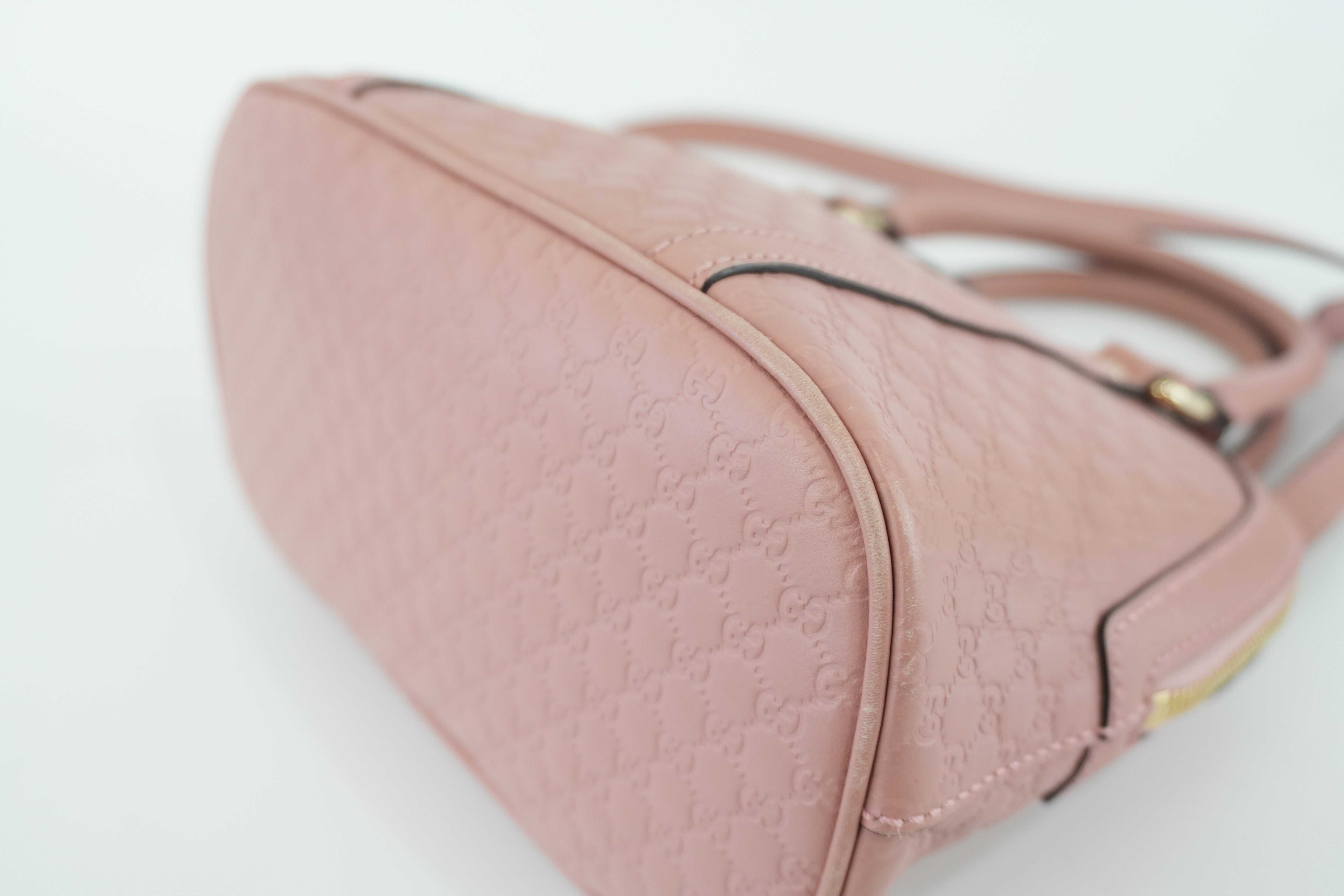 Gucci Microguccisima Shoulder Bag Pink Leather Used