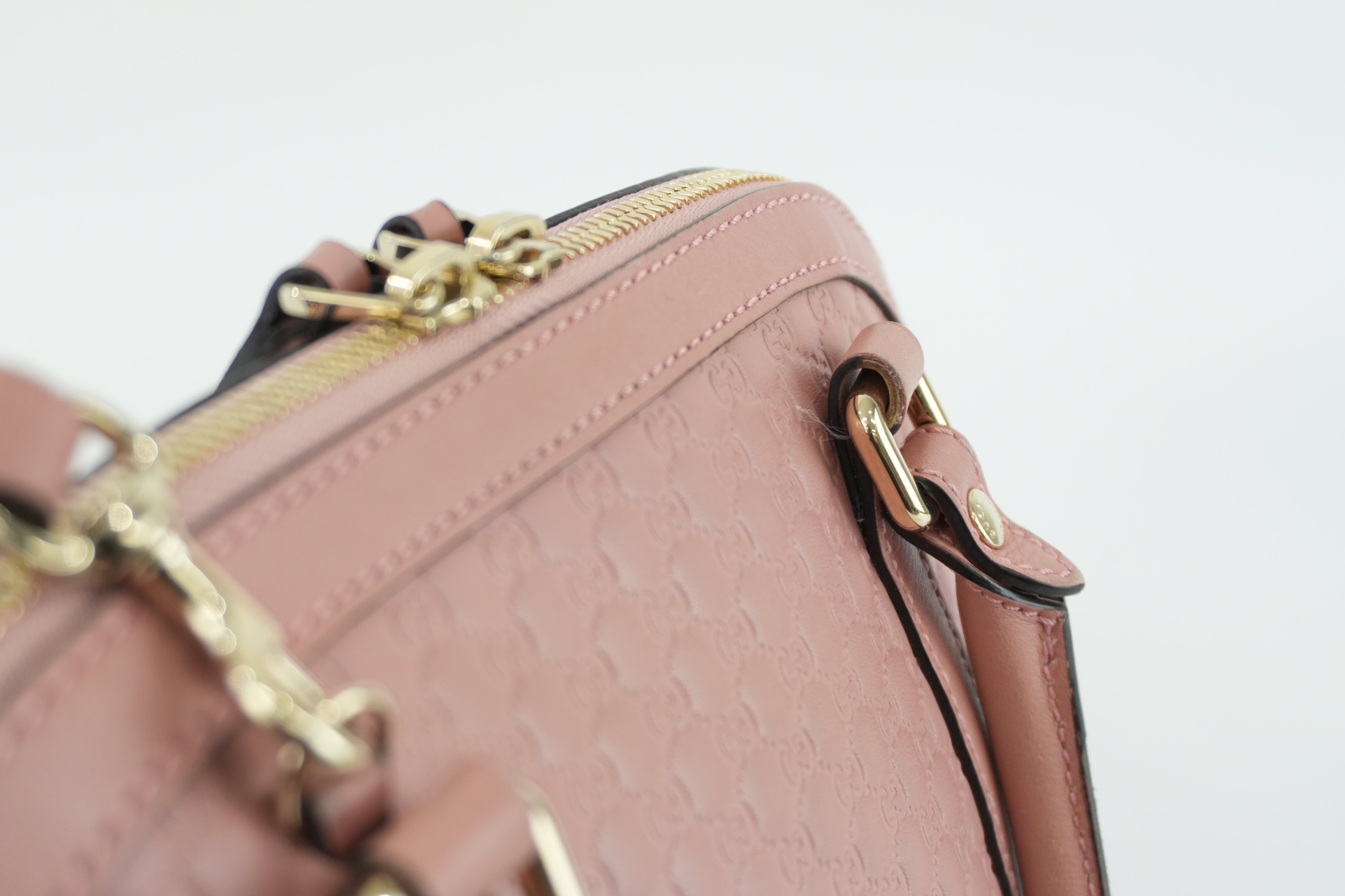 Gucci Microguccisima Shoulder Bag Pink Leather Used