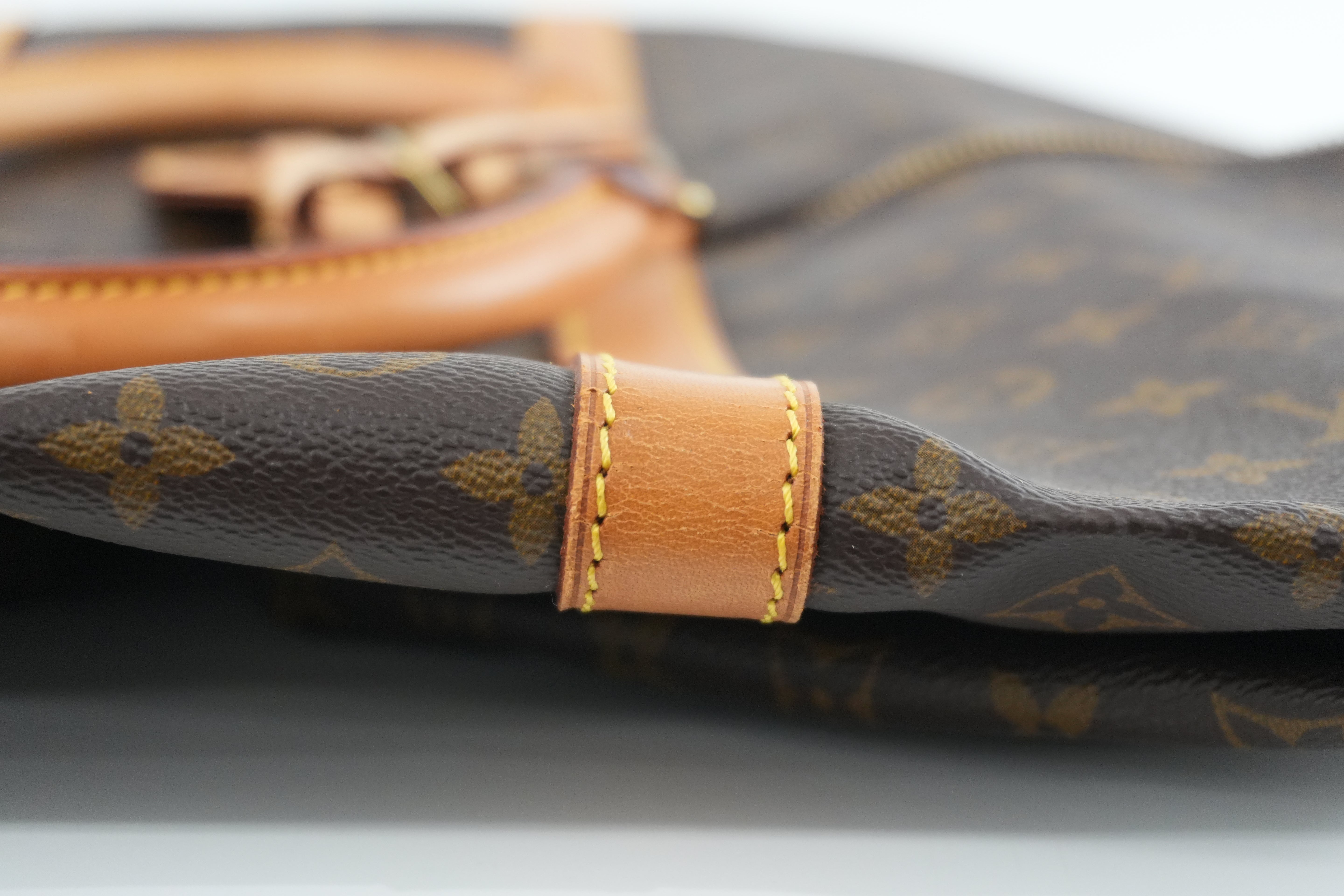 Louis Vuitton Monogram Keepall 60 Duffle Bag Used