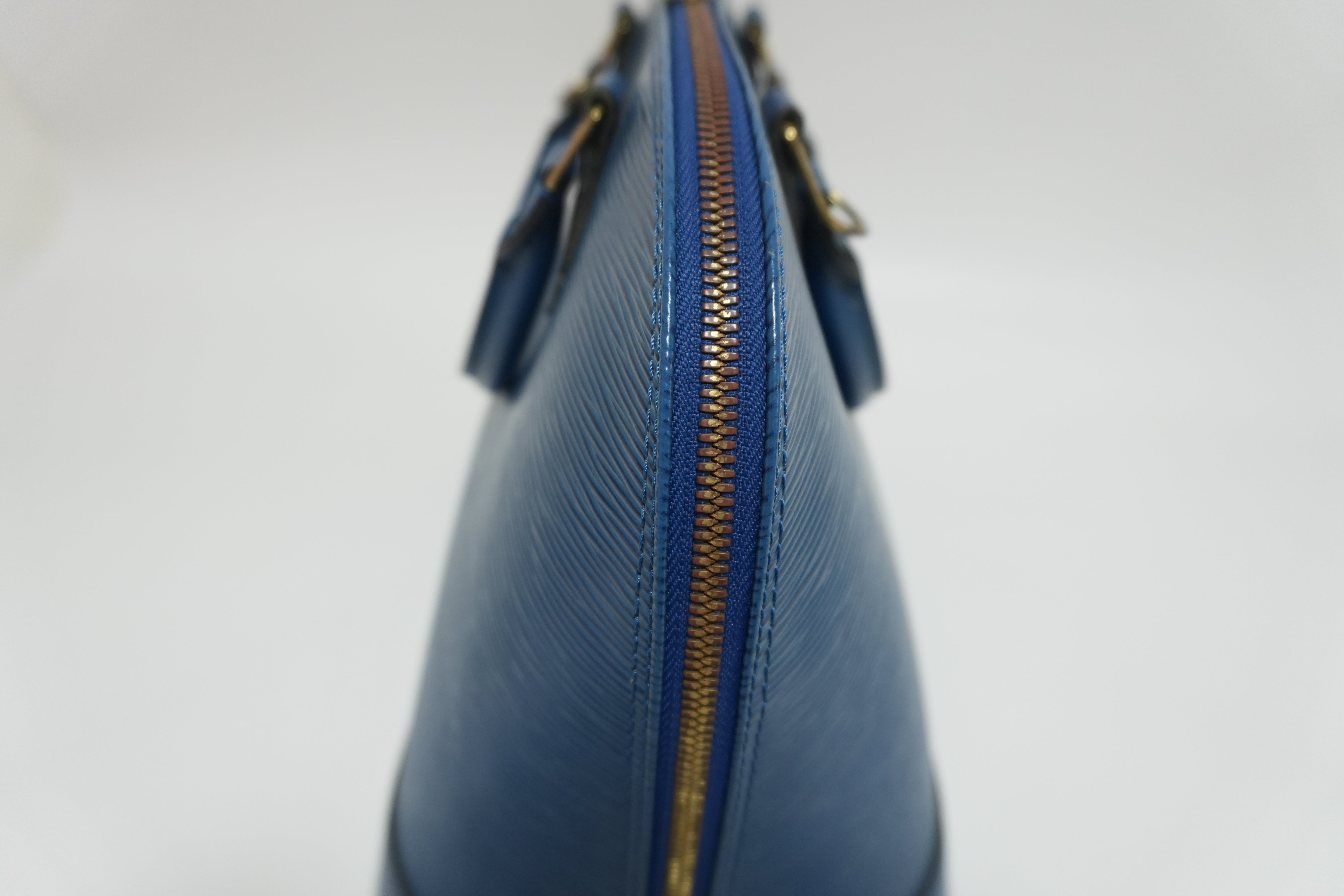 Louis Vuitton Alma PM Epi Blue Handbag Used