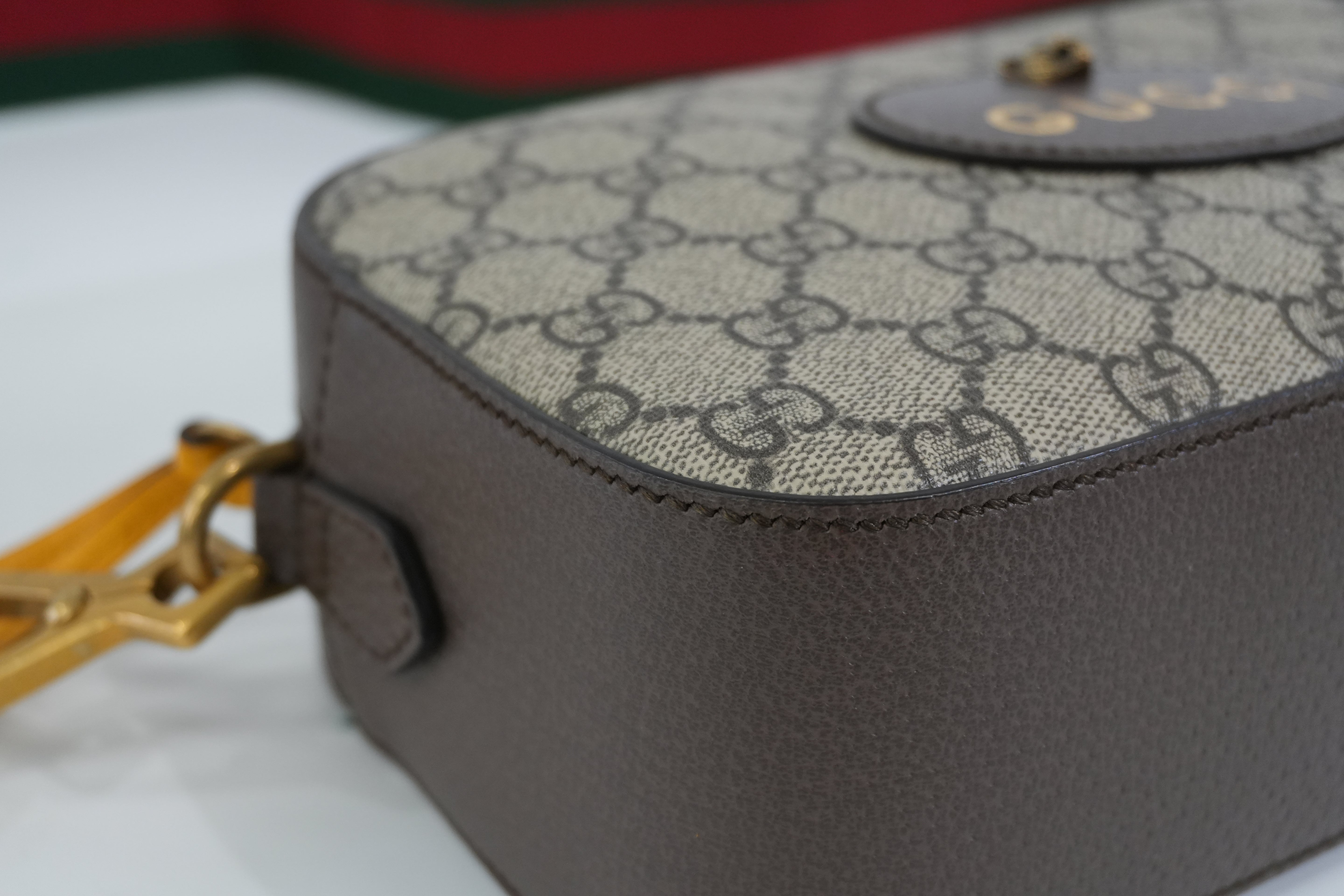 Pre-owned Gucci Neo Supreme Shoulder Bag Brown