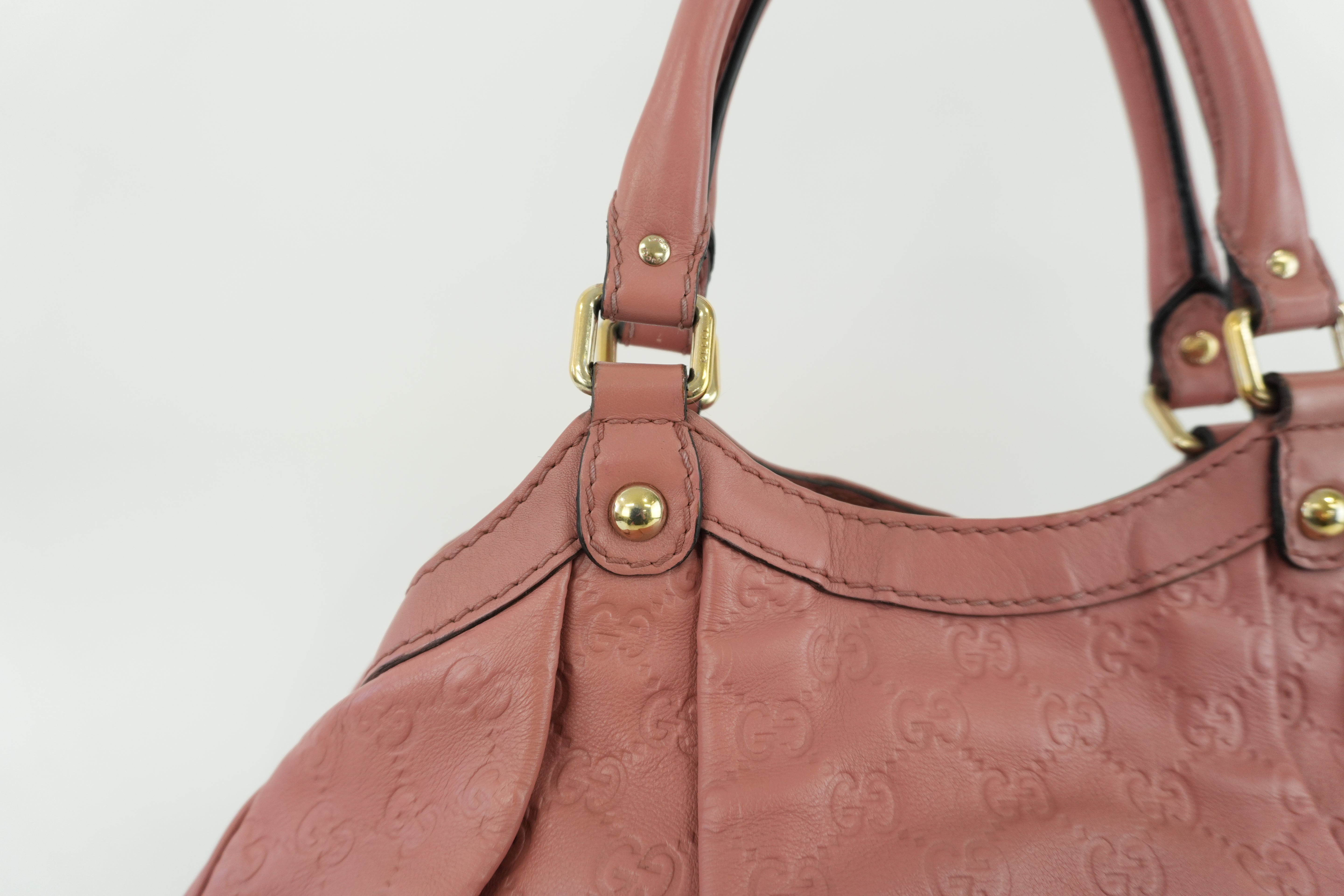 Gucci Sukey Guccisima Shoulder Bag Pink Leather Used