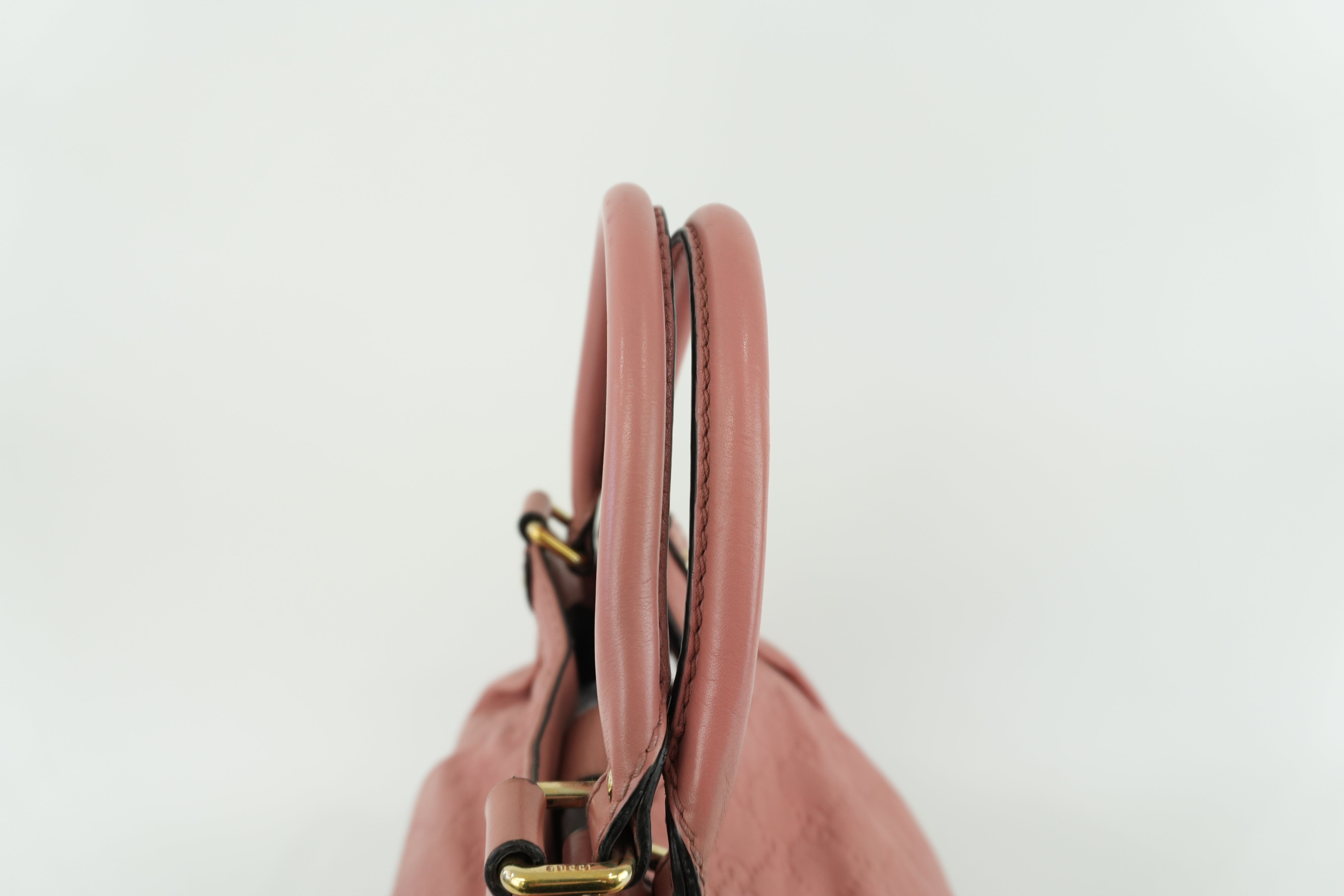 Gucci Sukey Guccisima Shoulder Bag Pink Leather Used