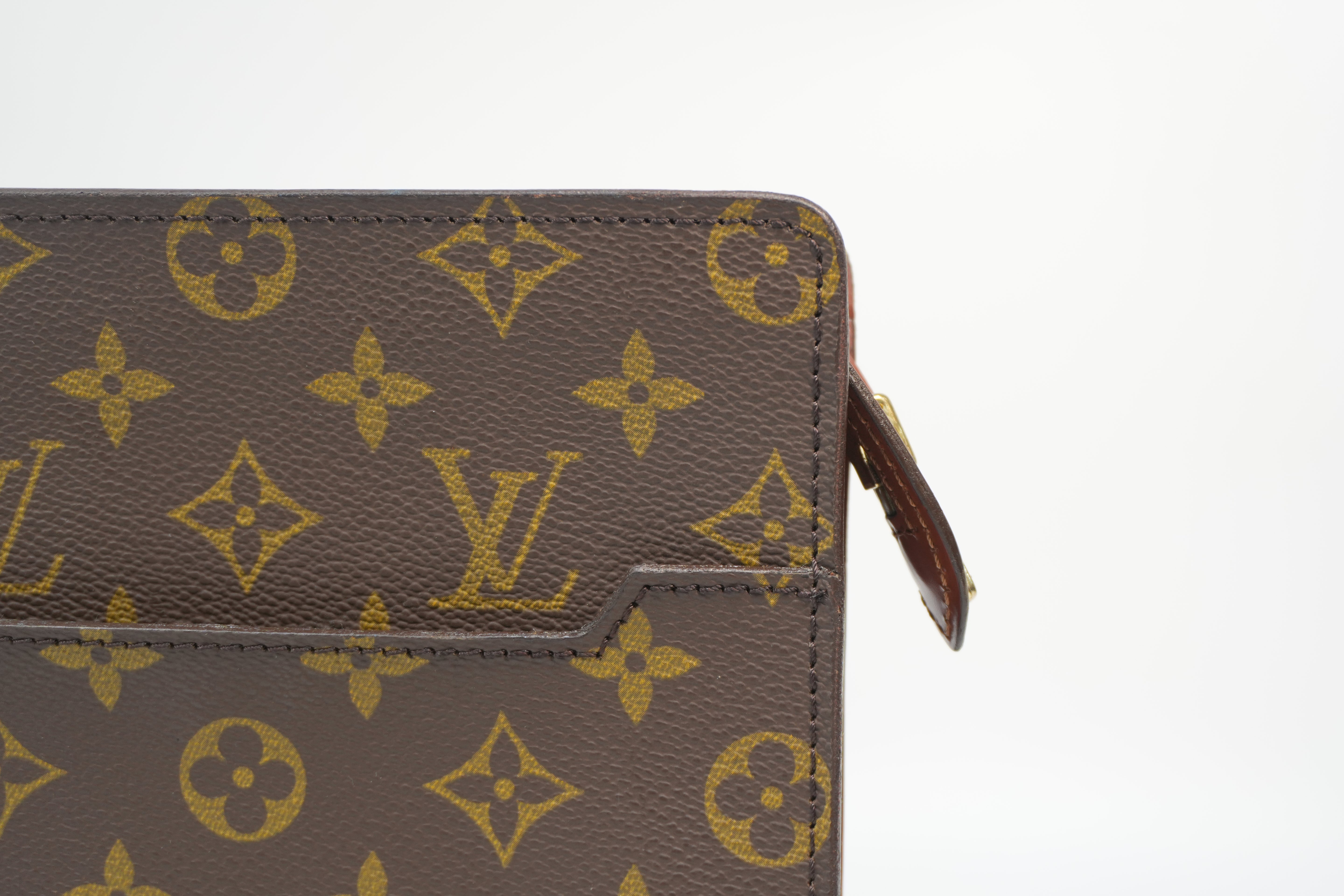 Louis Vuitton Pochette Homme Clutch Used