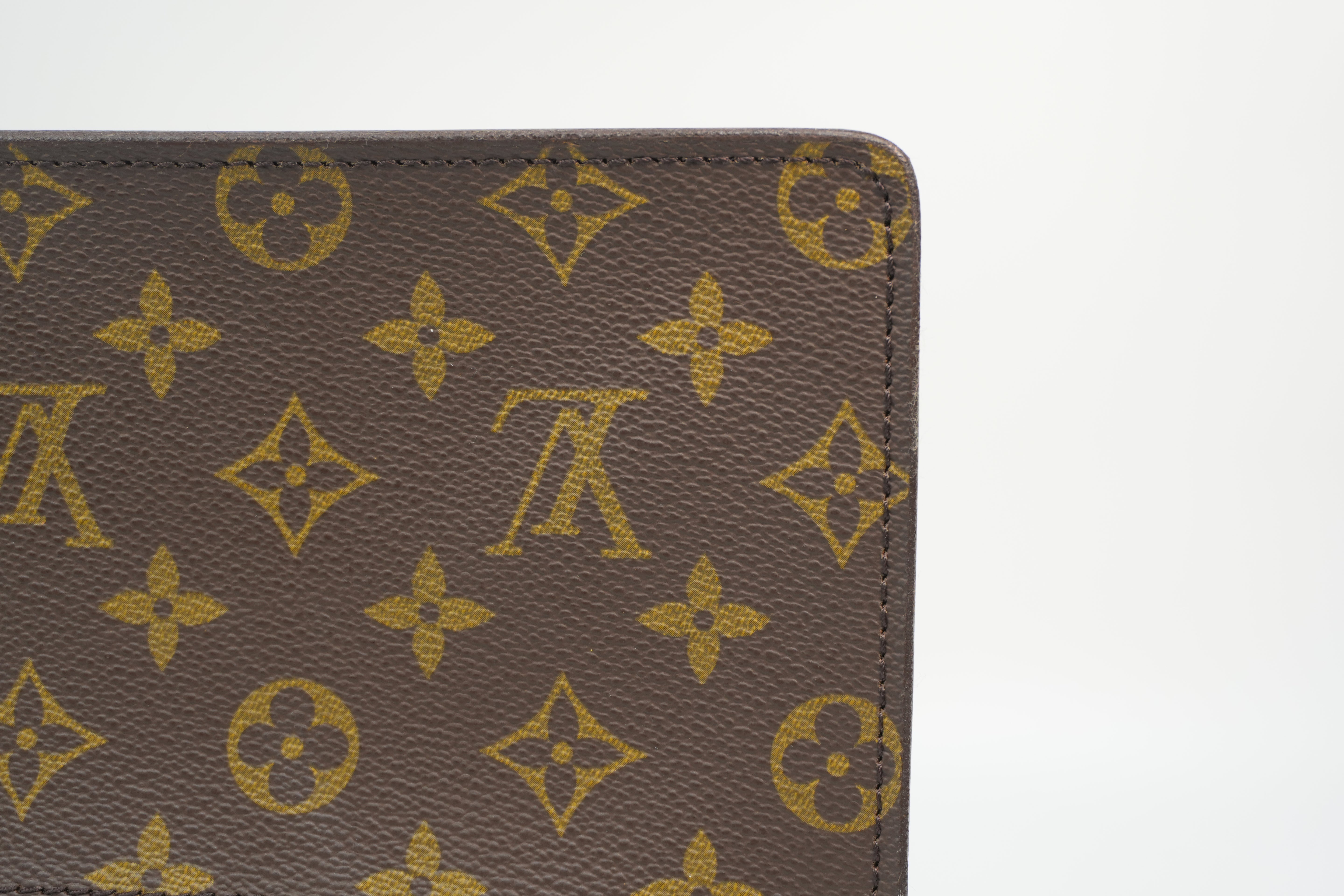 Louis Vuitton Pochette Homme Clutch Used