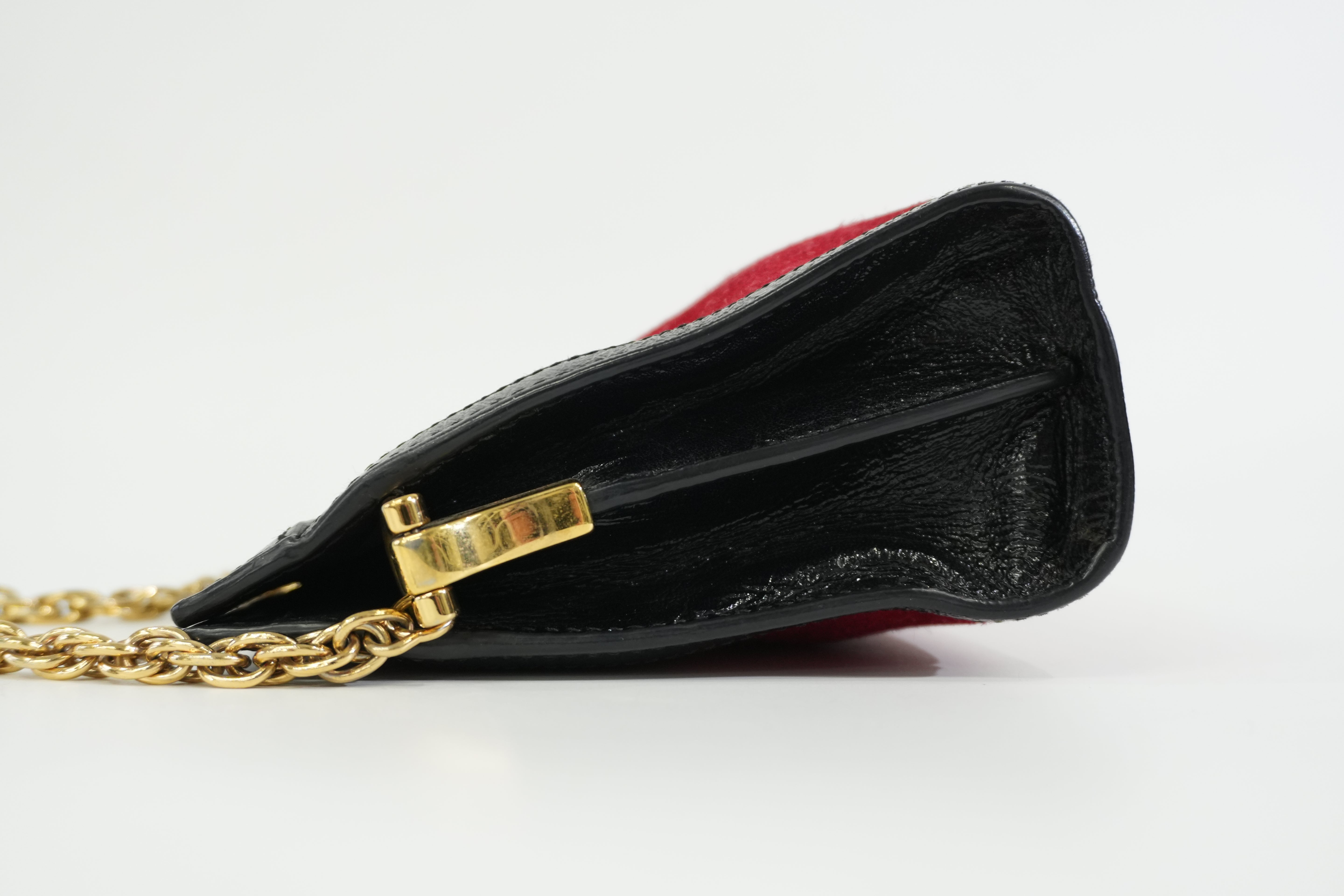 Pre-owned Gucci Suede Leather Chain Shoulder Bag Red