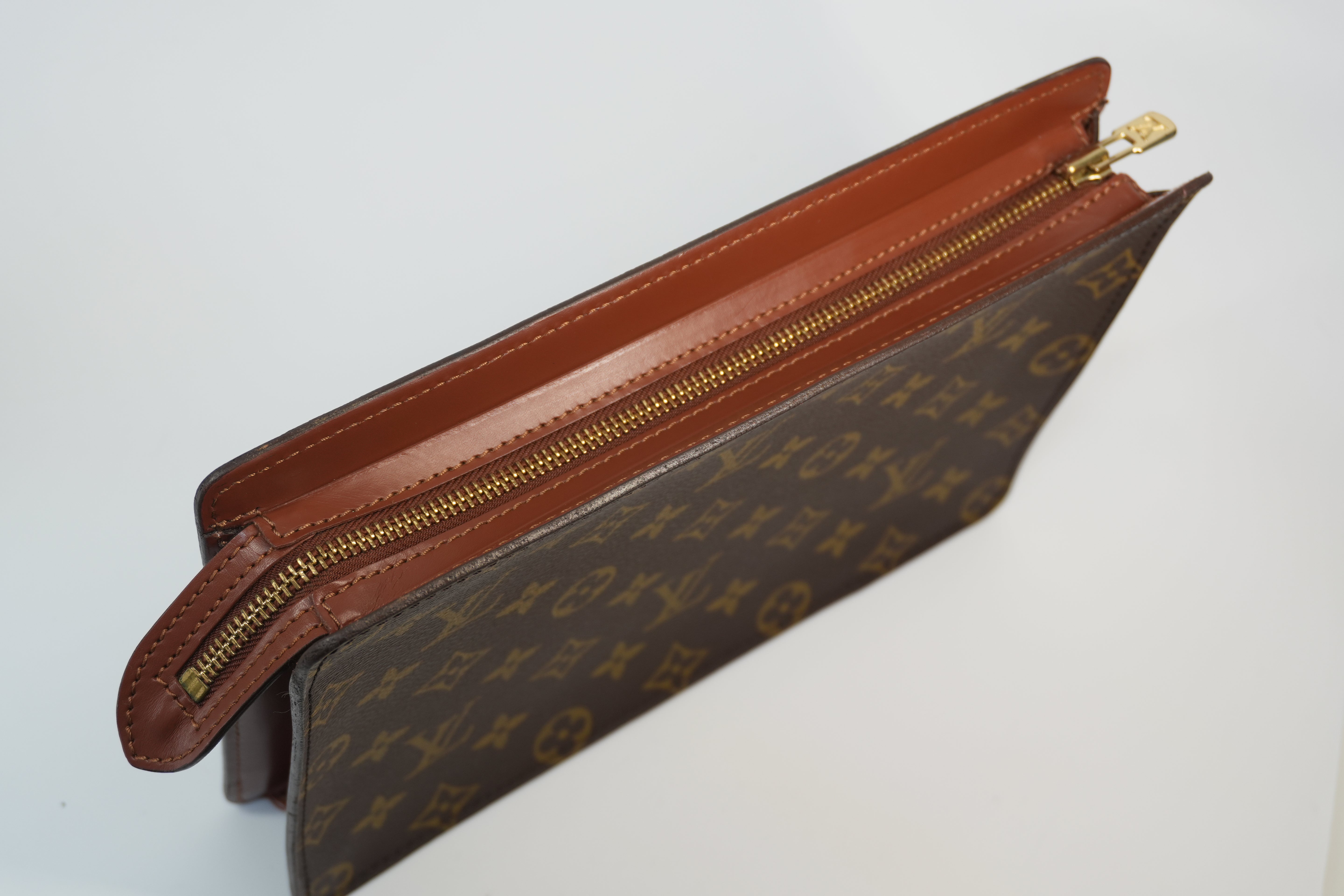 Louis Vuitton Pochette Homme Clutch Used