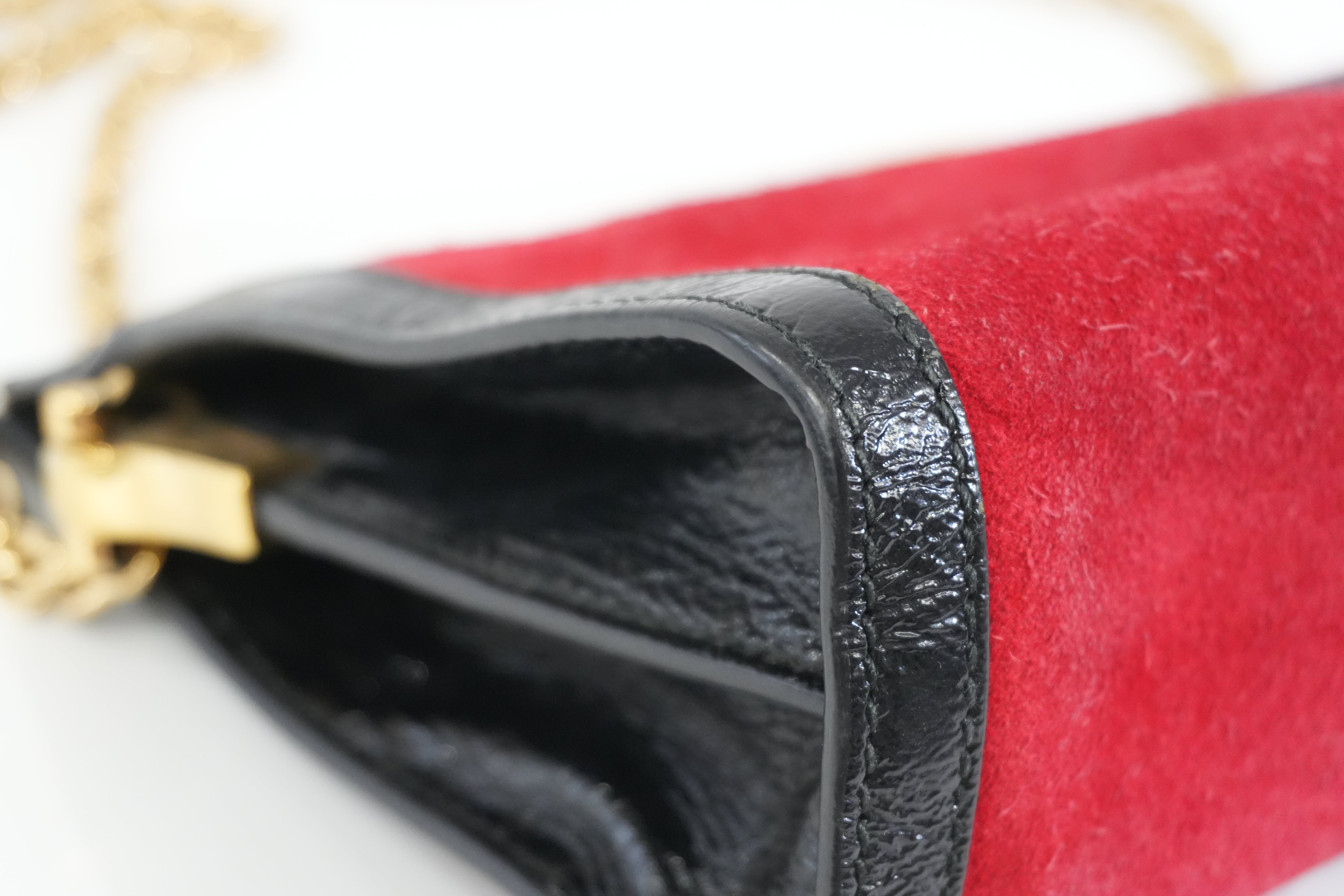 Pre-owned Gucci Suede Leather Chain Shoulder Bag Red