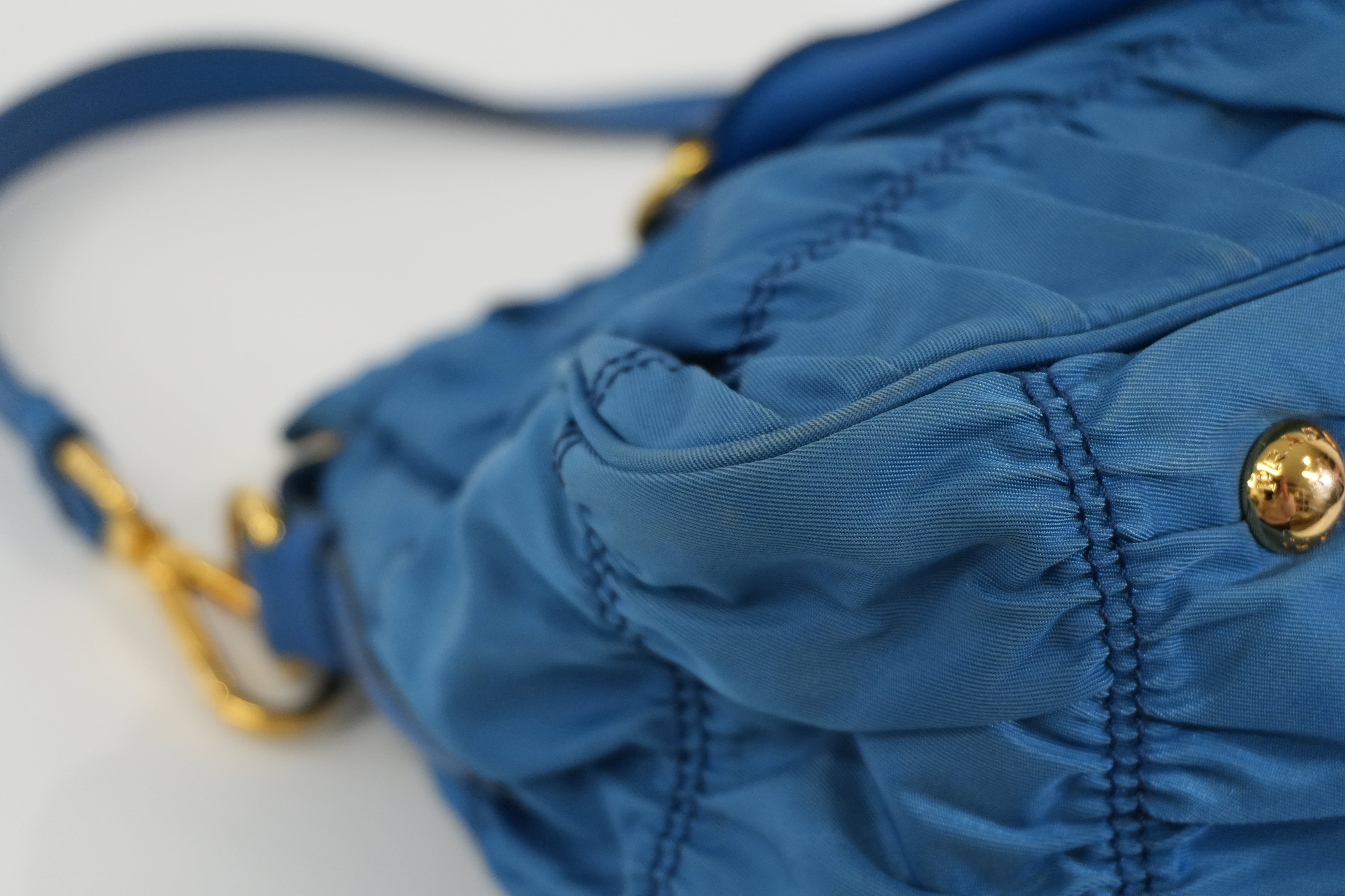 Pre-owned Prada Tessuto Gaufre Shoulder Bag Blue