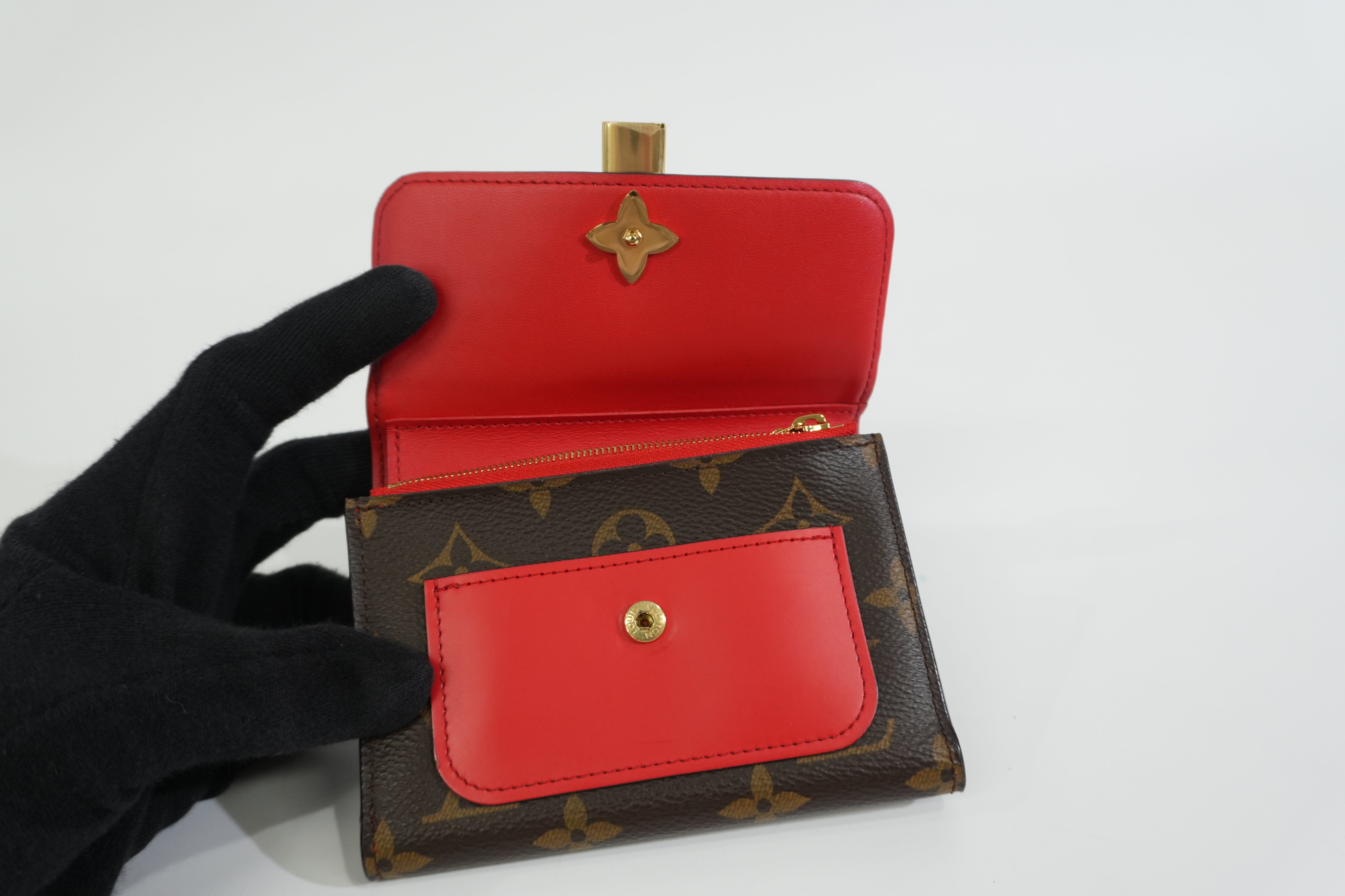 Pre-owned Louis Vuitton Monogram Coquelicot Flower Compact Wallet