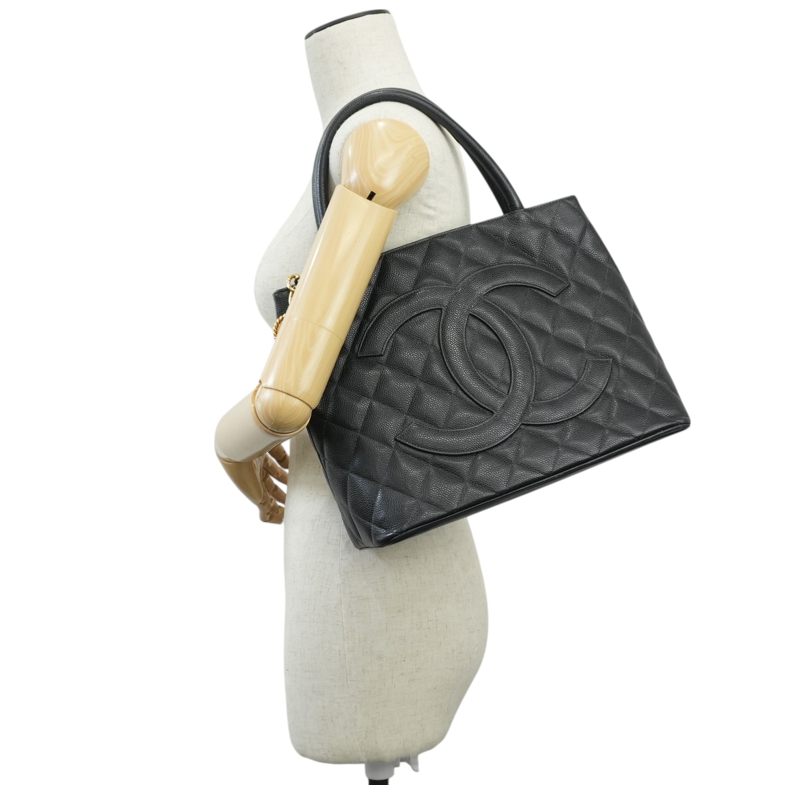 Chanel Medallion Caviar Tote Bag Gold Hardware Black Used
