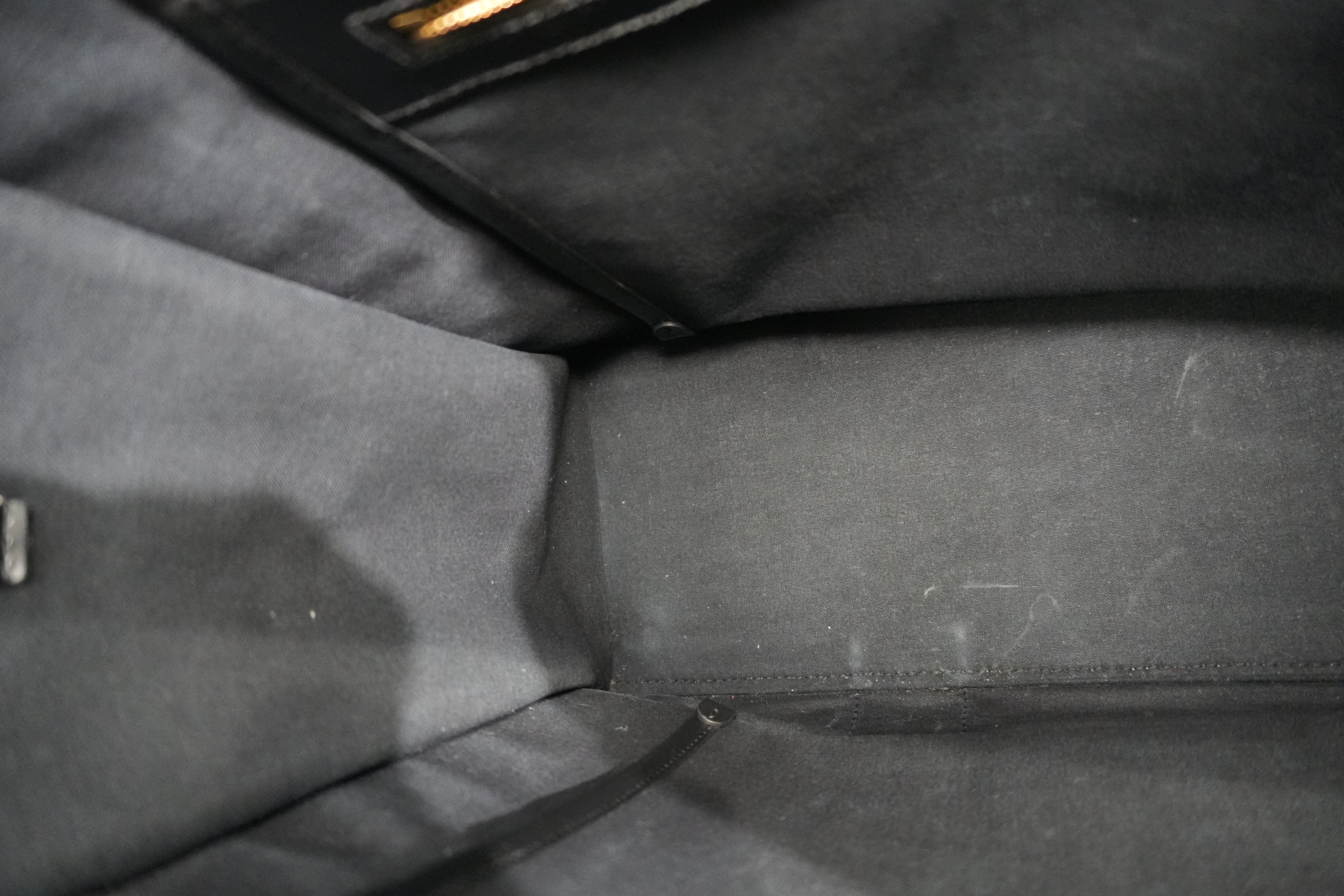 Pre-owned Balenciaga Neo Navy Handbag Black and White