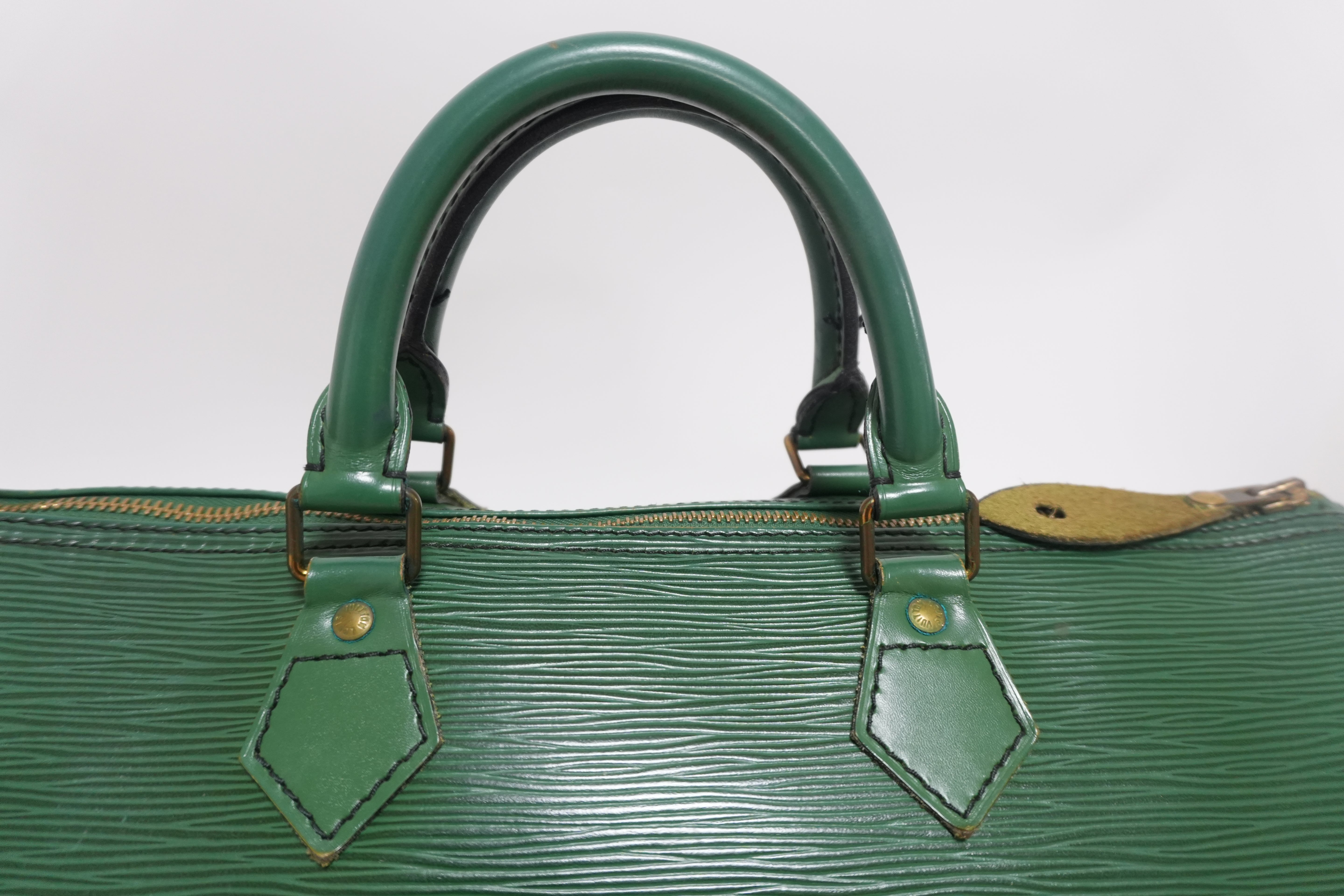 Louis Vuitton Epi Speedy 35 Handbag Used