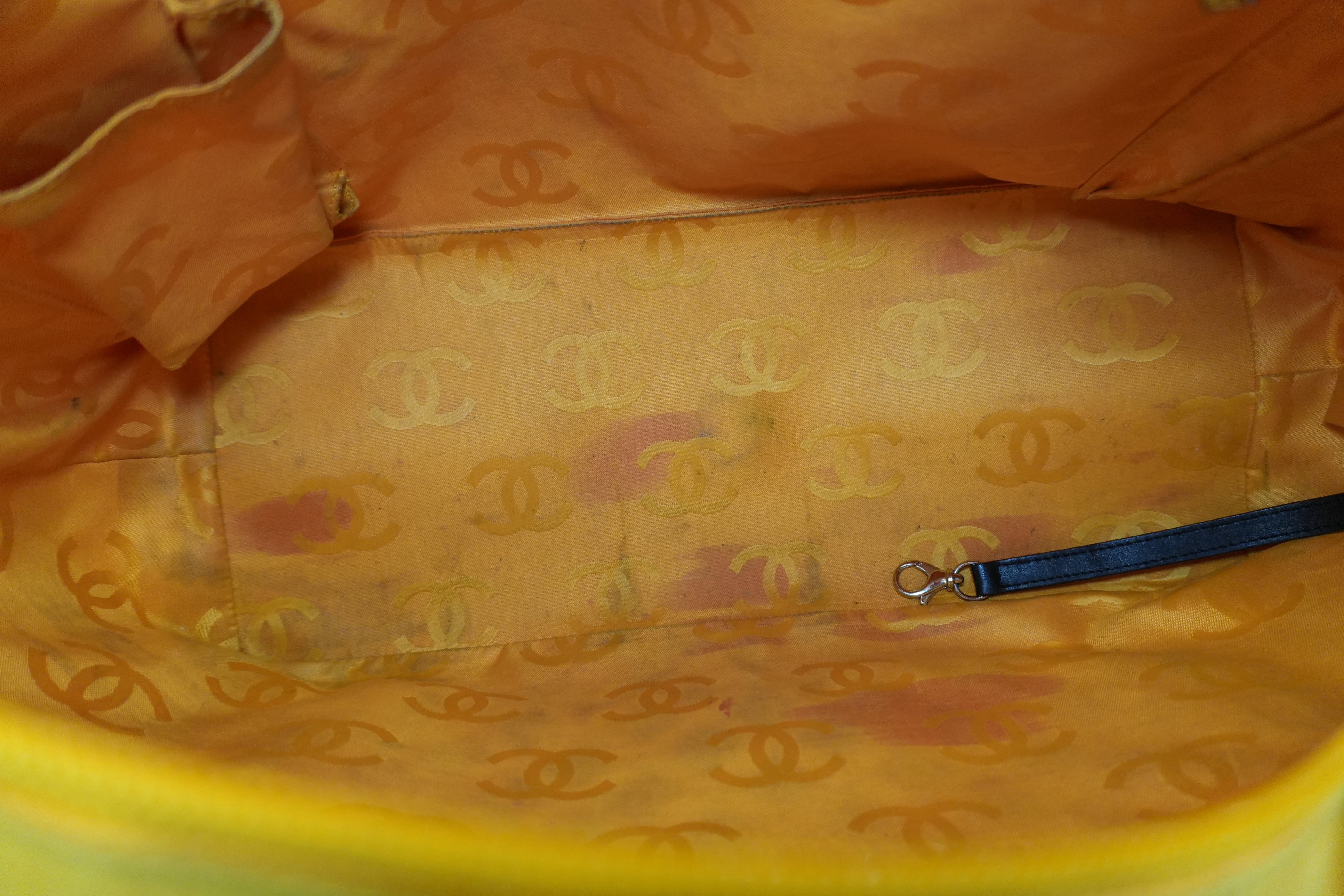 Pre-owned Chanel Cambon Tote Bag Black and Gray