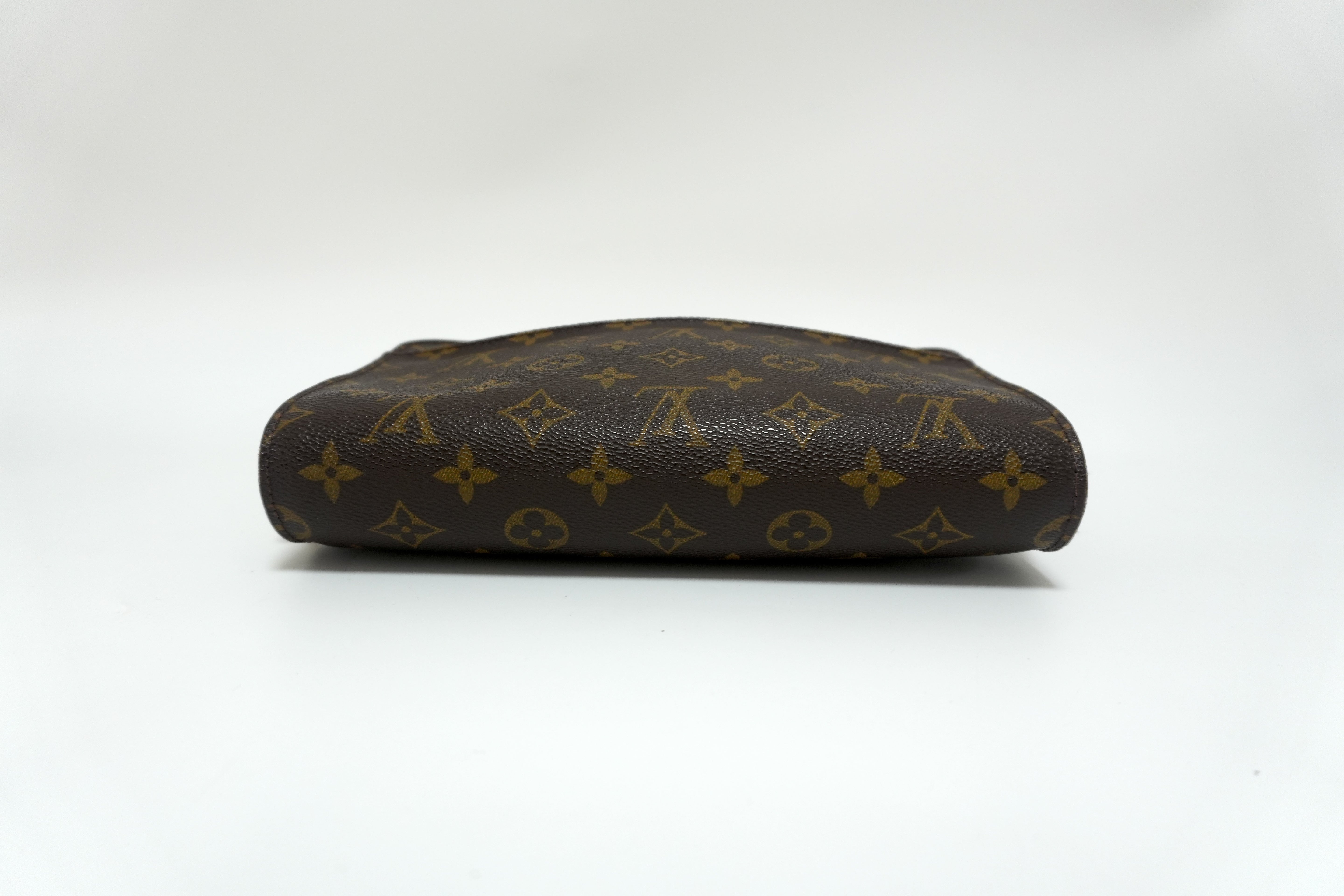 Louis Vuitton Orsay Clutch Used