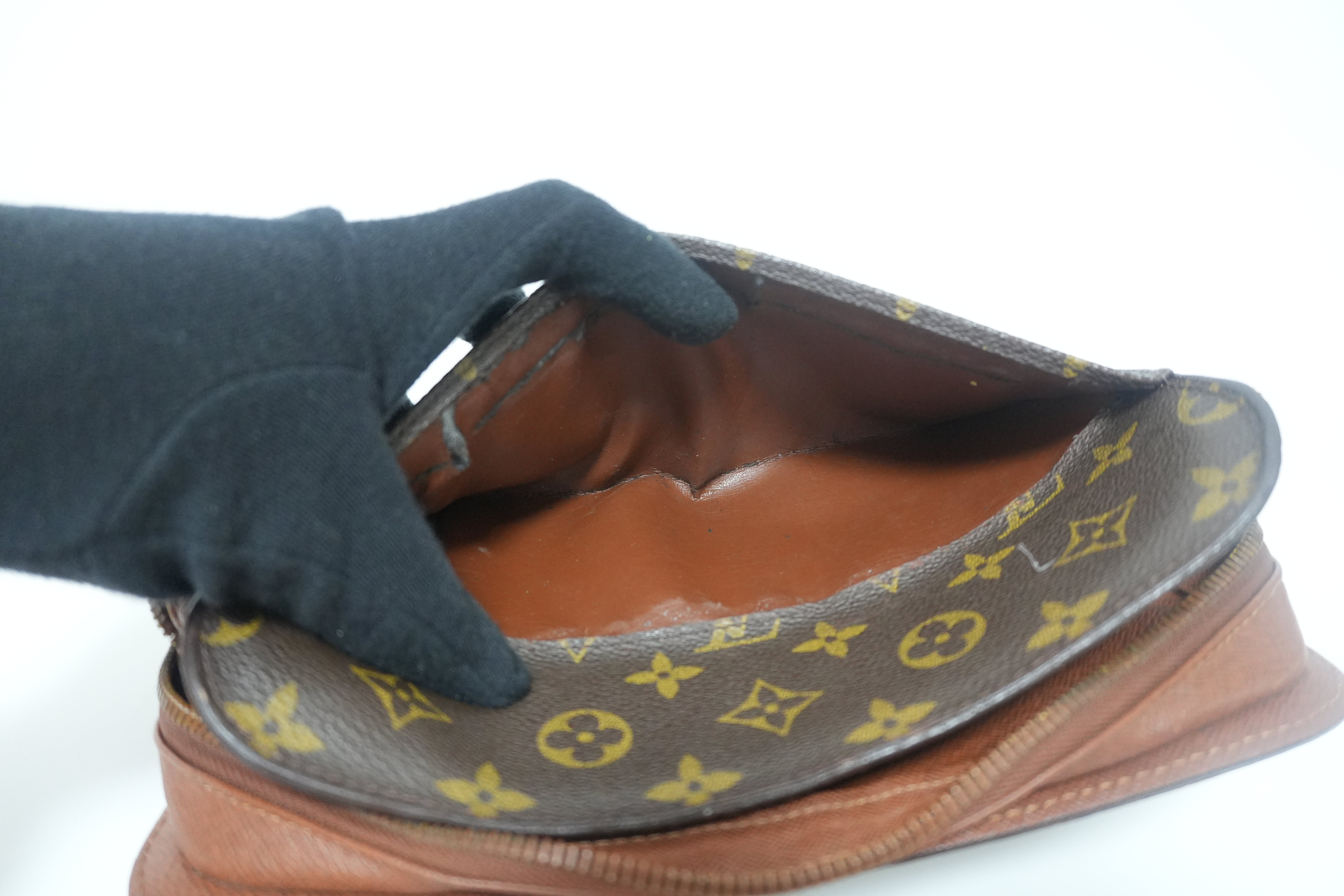 Louis Vuitton Orsay Clutch Used