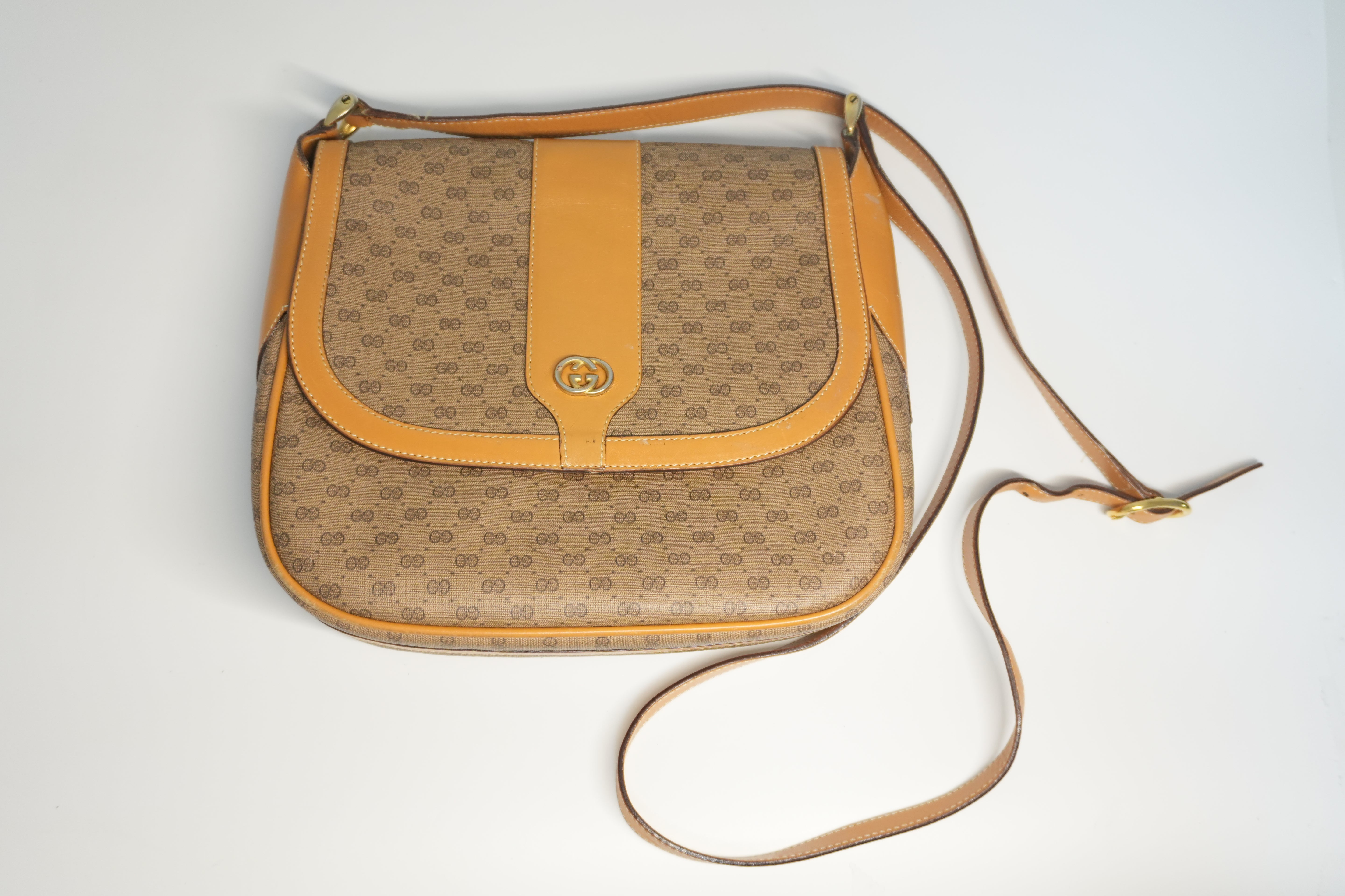 Gucci Micro Vintage Crossbody Bag Used