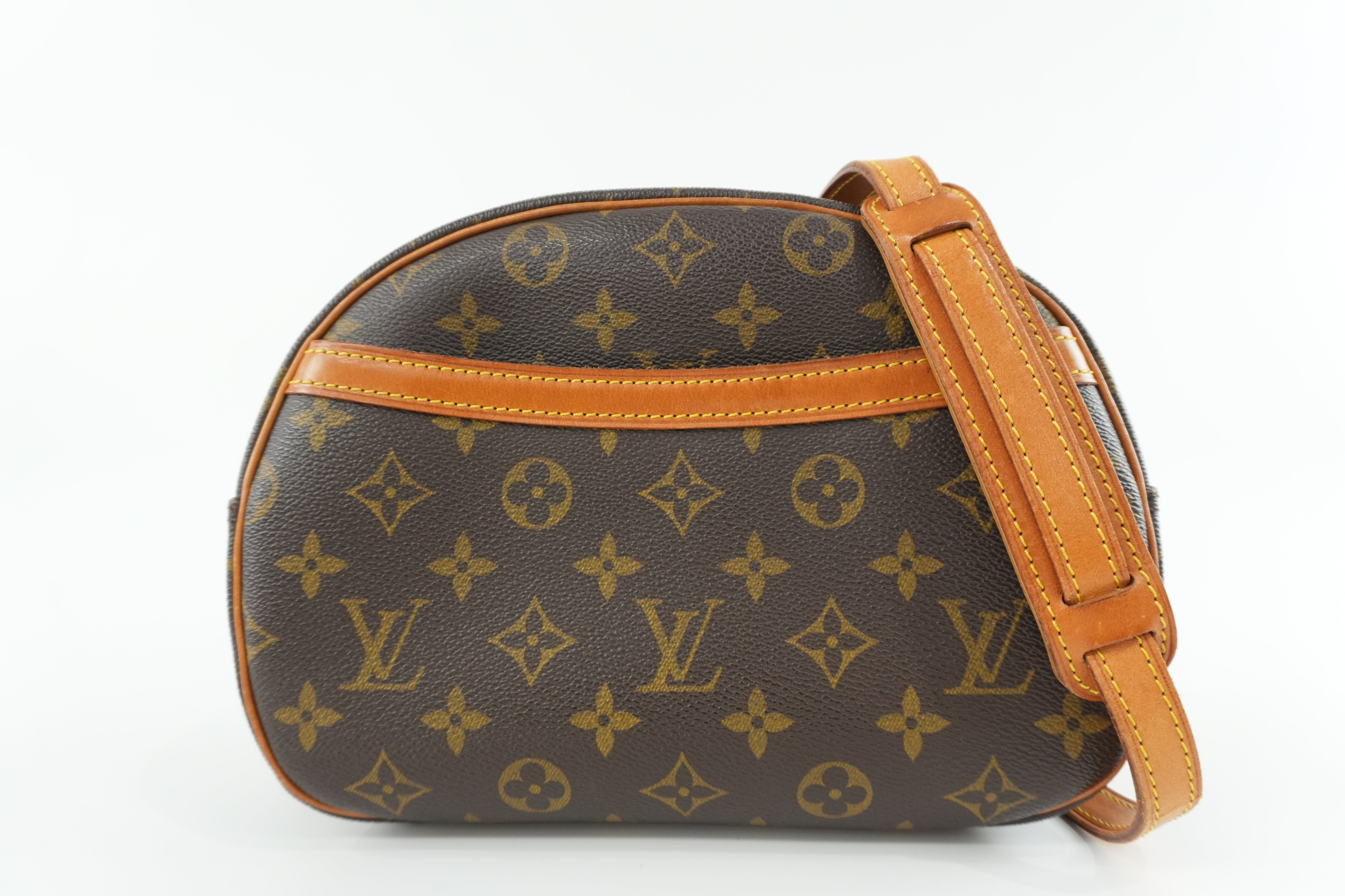 Louis Vuitton Monogram Blois Crossbody Used