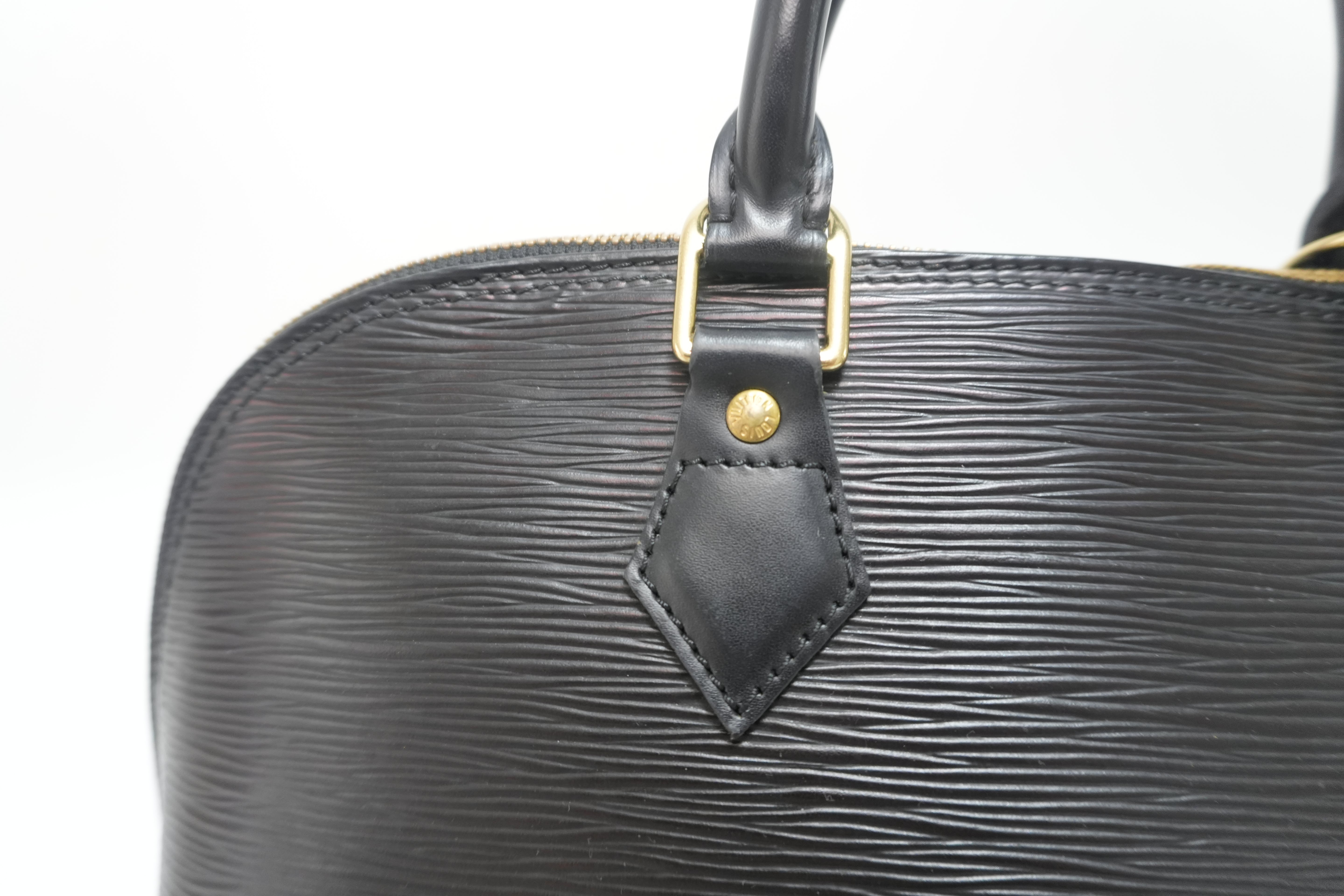 Louis Vuitton Epi Alma PM Handbag Used