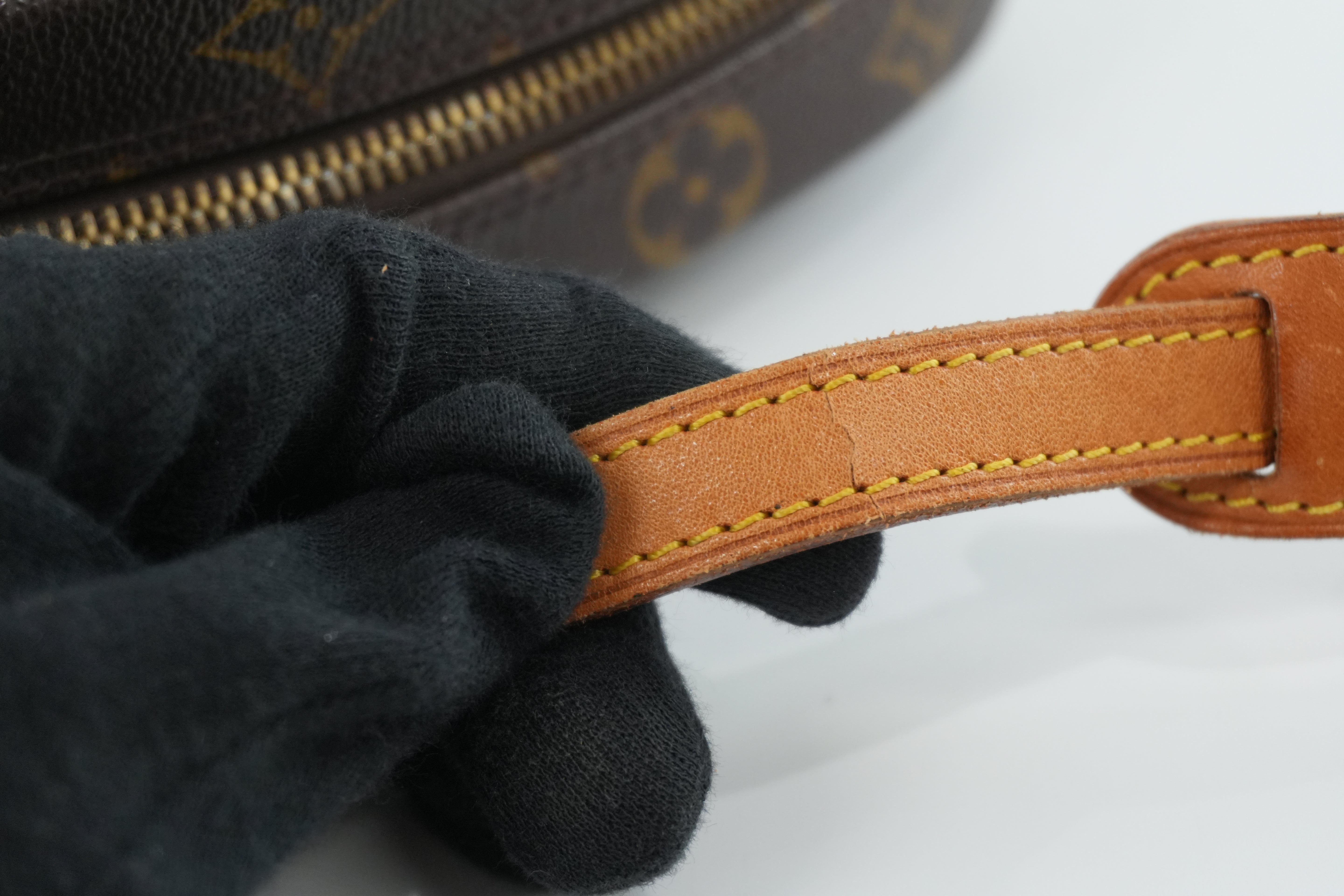 Louis Vuitton Monogram Blois Crossbody Used