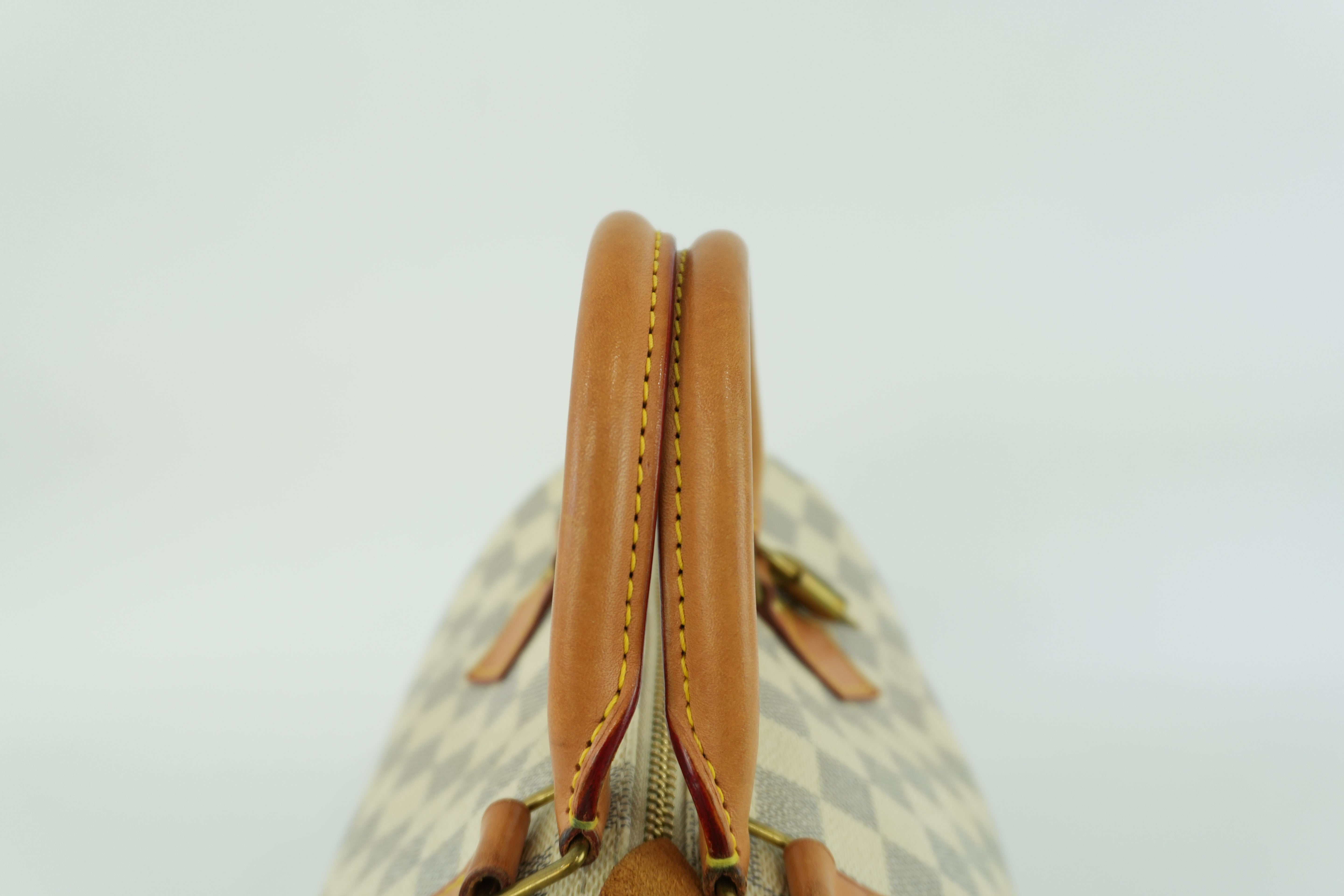 Louis Vuitton Damier Azur Speedy 30 Handbag Used