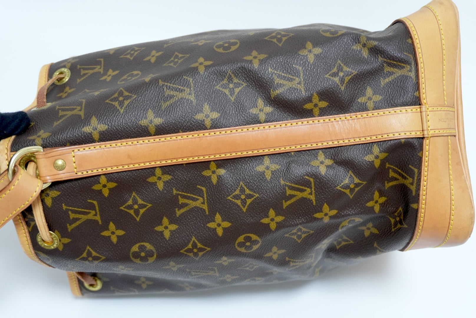 Louis Vuitton Noe GM Bucket Shoulder Bag Used