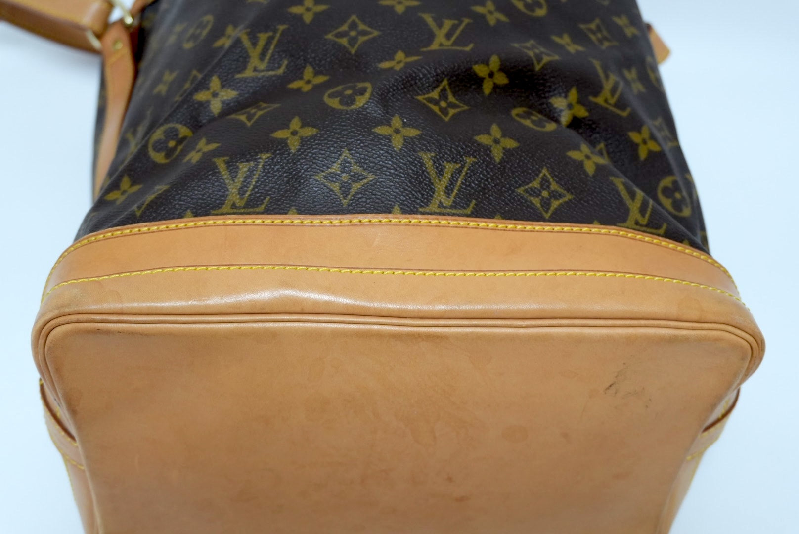 Louis Vuitton Noe GM Bucket Shoulder Bag Used